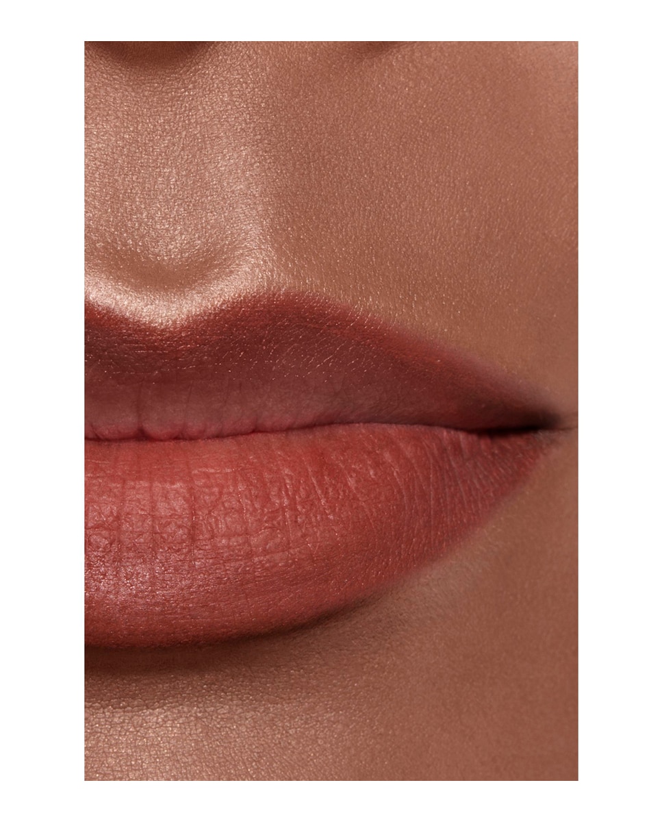 Imagen 5 de CHANEL LE CRAYON LÈVRES LÁPIZ CONTORNO DE LABIOS DE LARGA DURACIÓN - BRUN SIENNE BRUN SIENNE