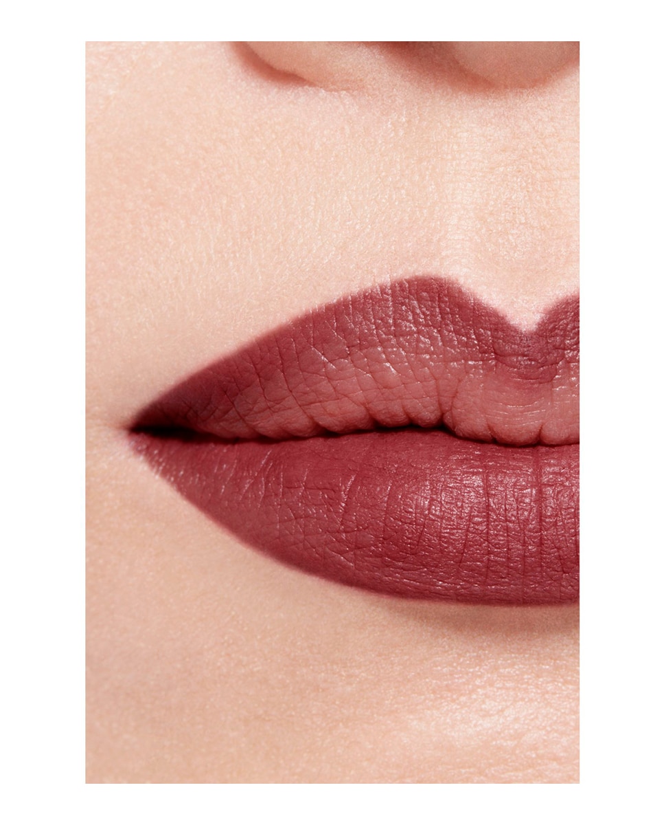 Imagen 5 de CHANEL LE CRAYON LÈVRES LÁPIZ CONTORNO DE LABIOS DE LARGA DURACIÓN - BRUN ROUGE BRUN ROUGE