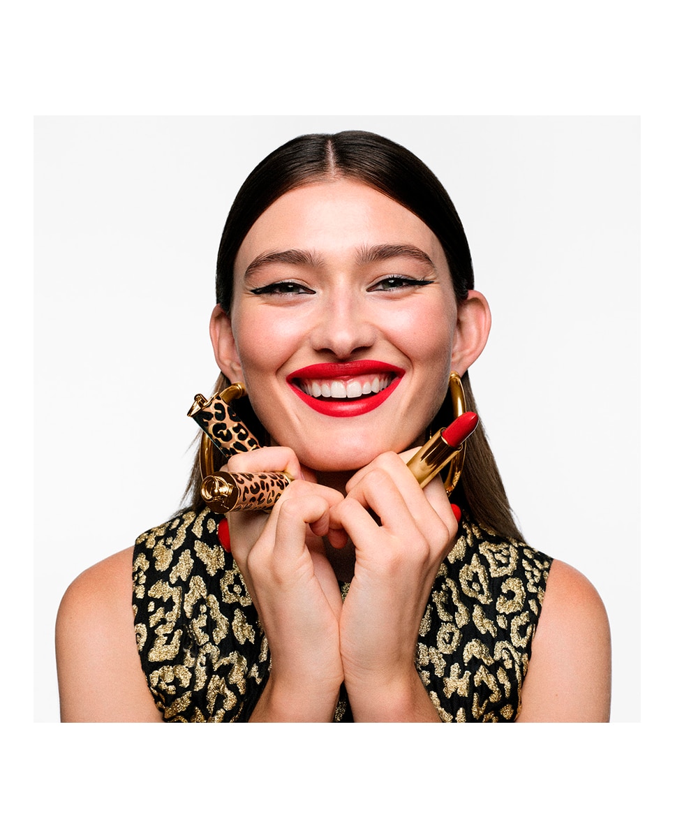 Carcasa Leopardo Para  Barra De Labios Fabulous Kiss Carolina Herrera 5