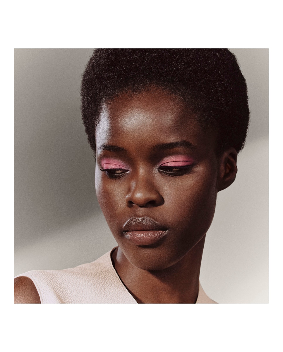 Imagen 4 de Recarga Paleta de cuarteto Sombras de ojos Ombres d'Hermès - 01 Ombres pétales 01 Ombres pétales