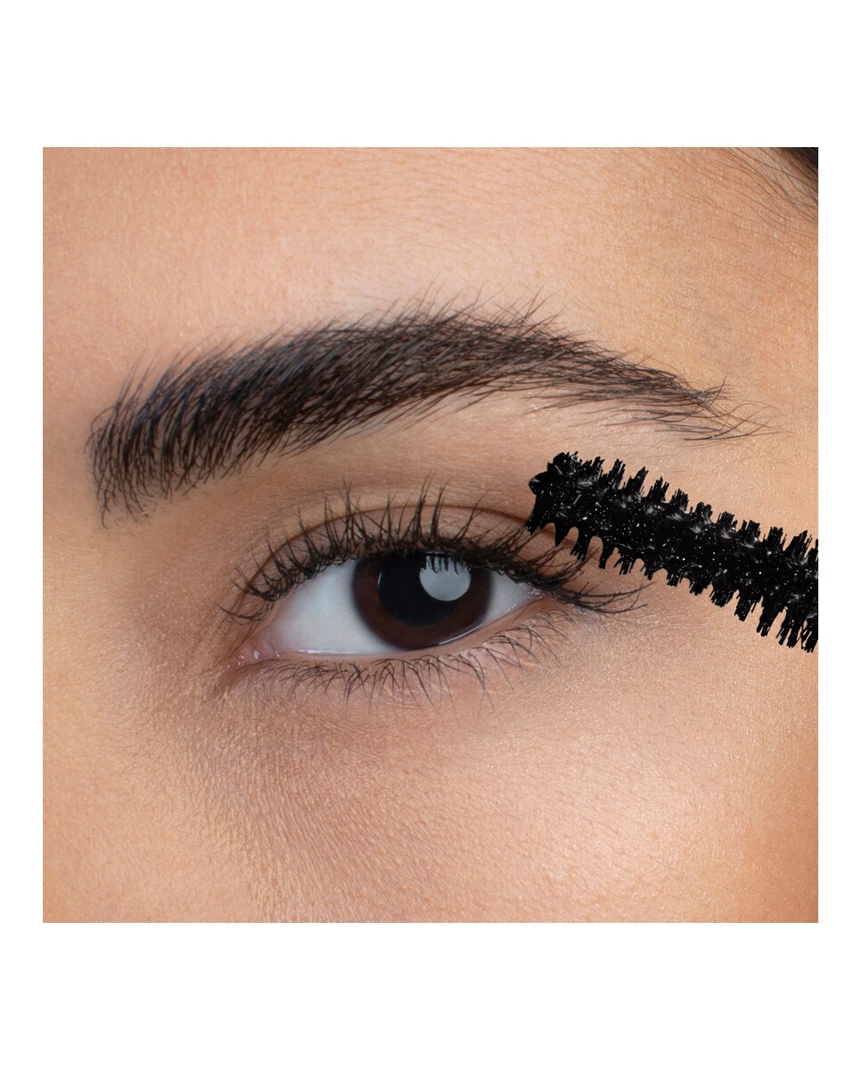 Máscara de pestañas Smudgeproof Fabulous Eyes Mascara Carolina Herrera 5