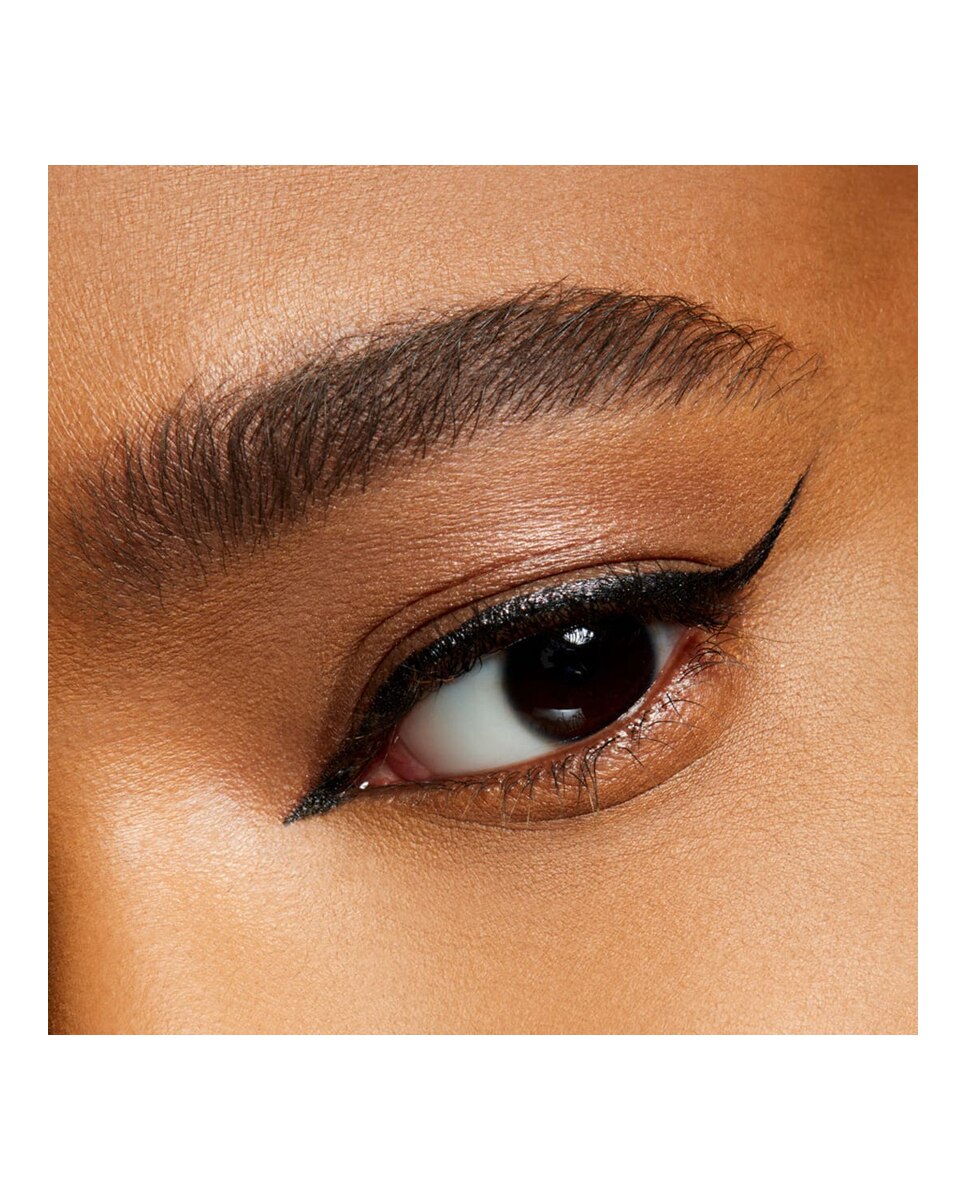 Brushstroke 24-Hour Liner Delineador de Ojos - Black Black-3