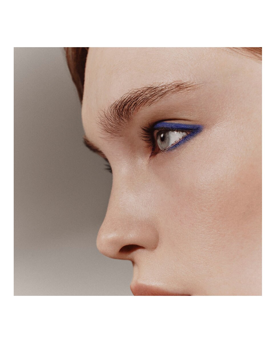 Lápiz de Ojos Trait d'Hermès - 76 Bleu Outremer 1,2 g 76 Bleu Outremer-3