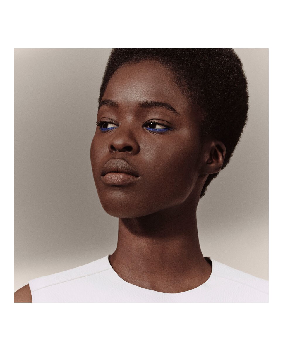 Lápiz de Ojos Trait d'Hermès - 76 Bleu Outremer 1,2 g 76 Bleu Outremer-4