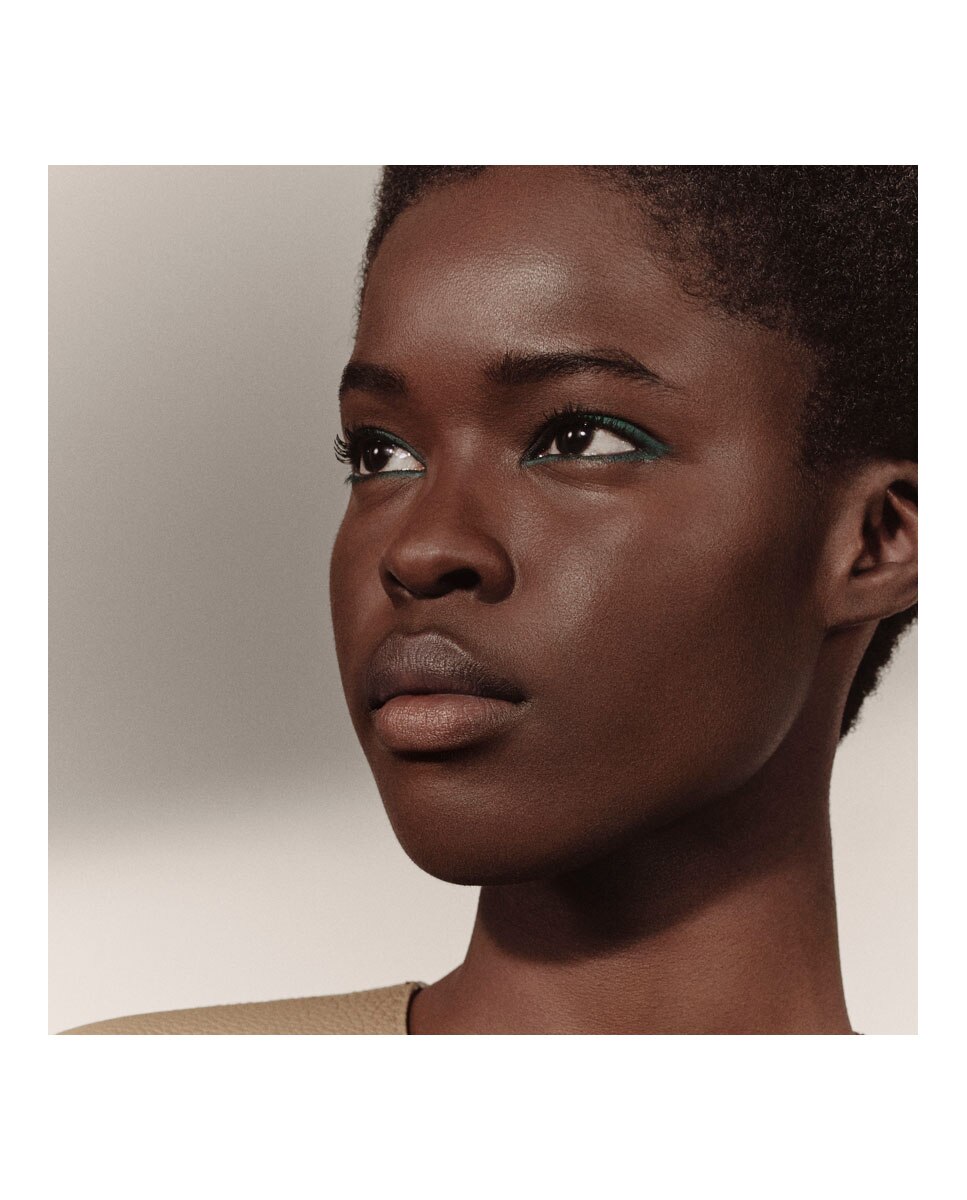 Lápiz de Ojos Trait d'Hermès - 57 Vert Malachite 1,2 g 57 Vert Malachite-3