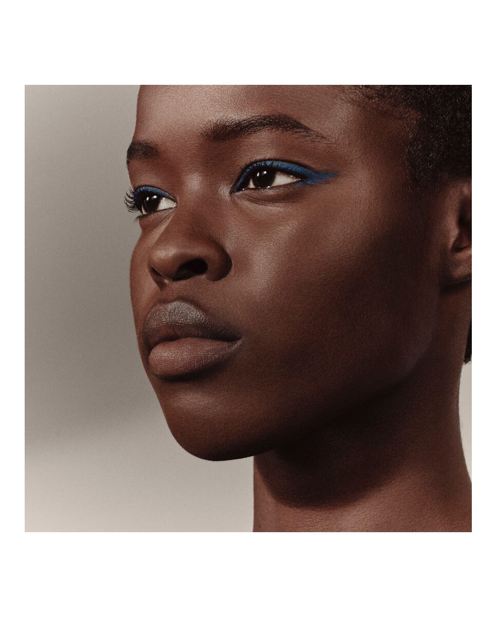 Lápiz de Ojos Trait d'Hermès - 62 Bleu de Prusse 1,2 g 62 Bleu de Prusse-4