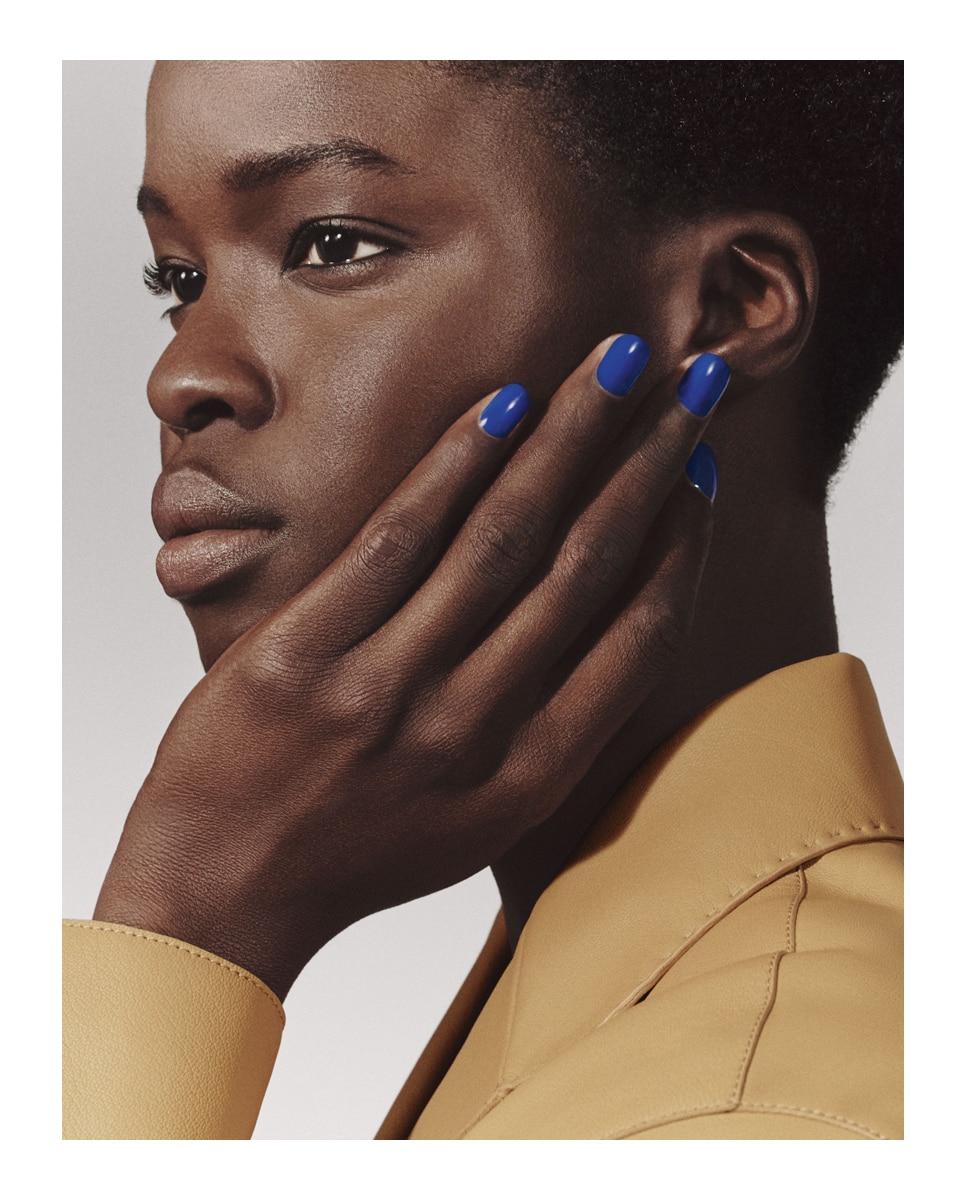 Laca de uñas Les Mains Hermès Edición Limitada Hermès - 62 Bleu Electrique 15 ml 62 Bleu Electrique-5