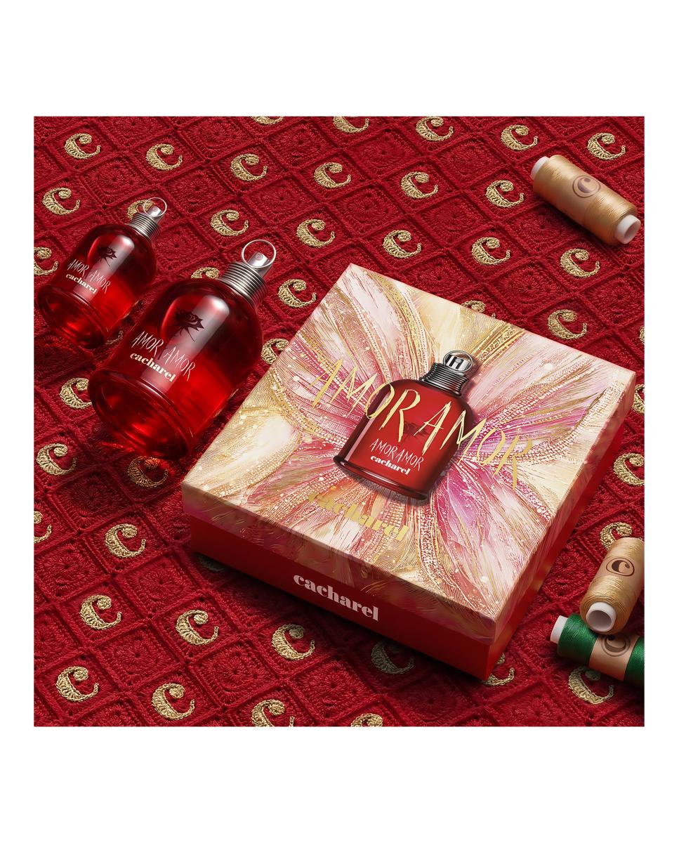 Imagen 2 de Estuche Regalo Eau de Toilette Amor Amor Cacharel