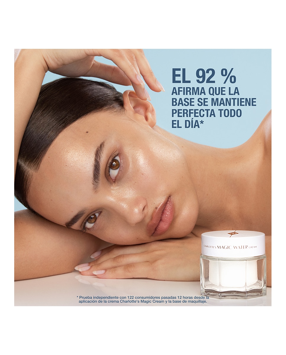 Imagen 7 de Estuche Regalo Dark Spot Correcting Hydration Revival Charlotte Tilbury