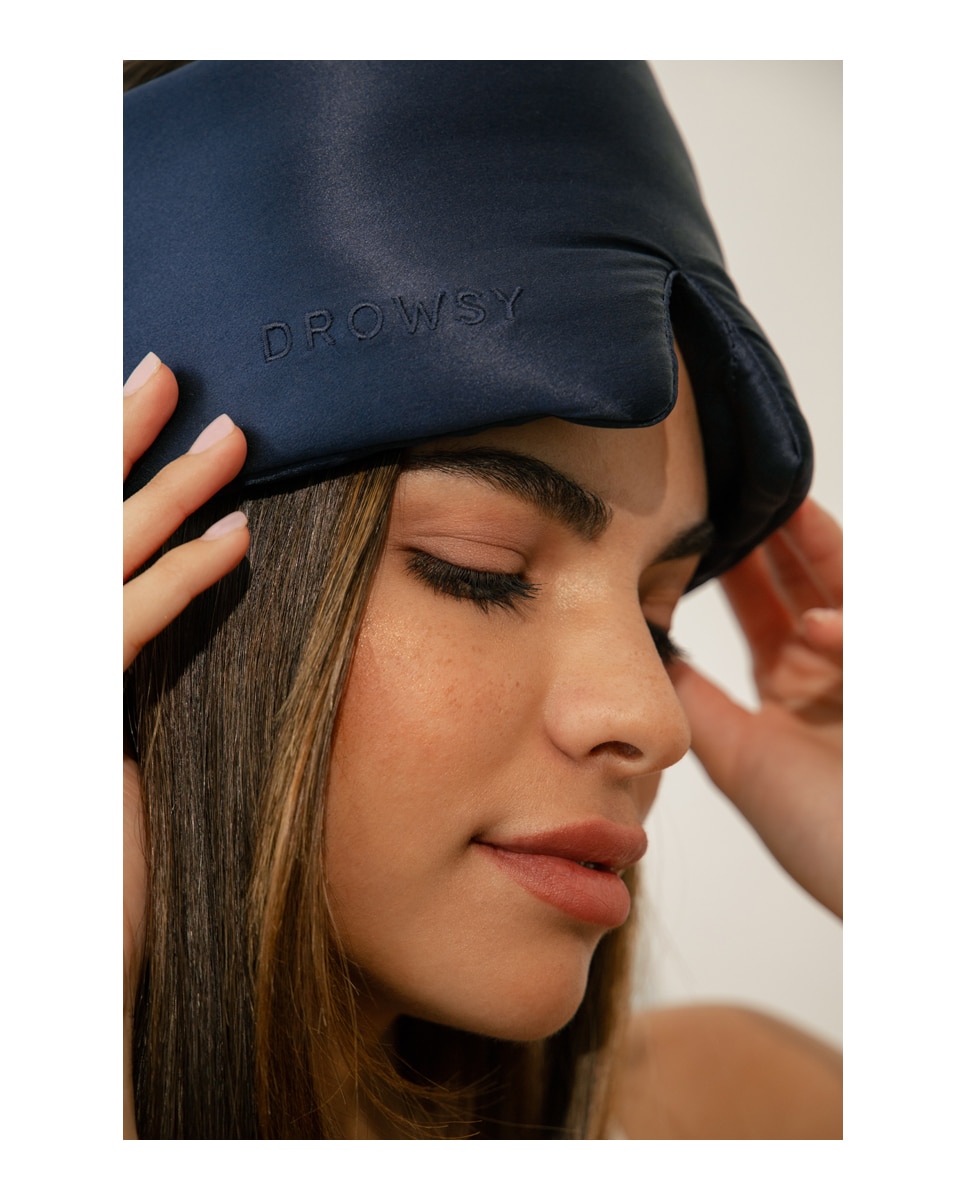 Antifaz de Seda Protección de Pestañas Midnight Blue Drowsy 4