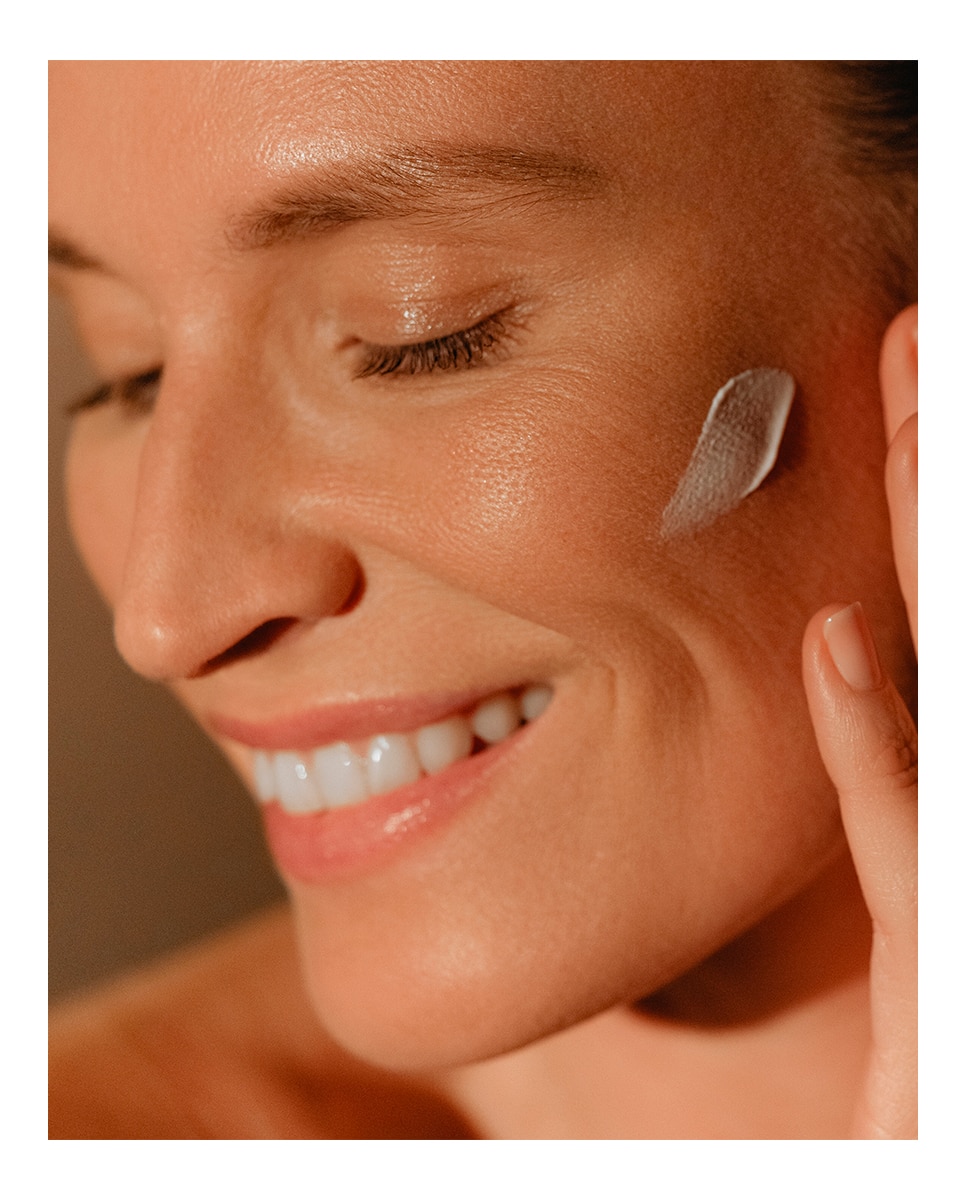 Tratamiento Solar Antiedad Sunleÿa Soin Solaire Anti-Âge SPF50+ Sisley - 50 ml 4