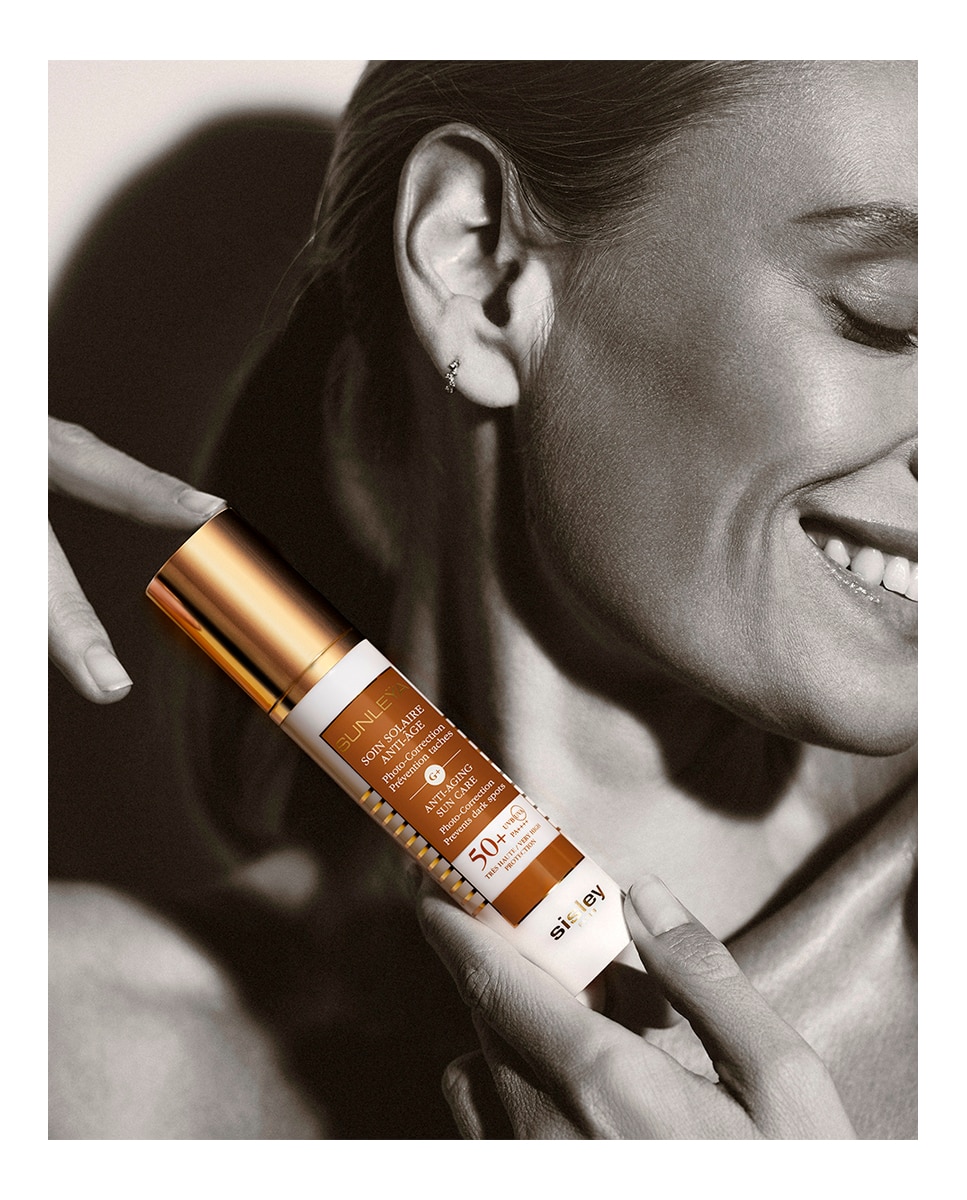 Tratamiento Solar Antiedad Sunleÿa Soin Solaire Anti-Âge SPF50+ Sisley - 50 ml 6