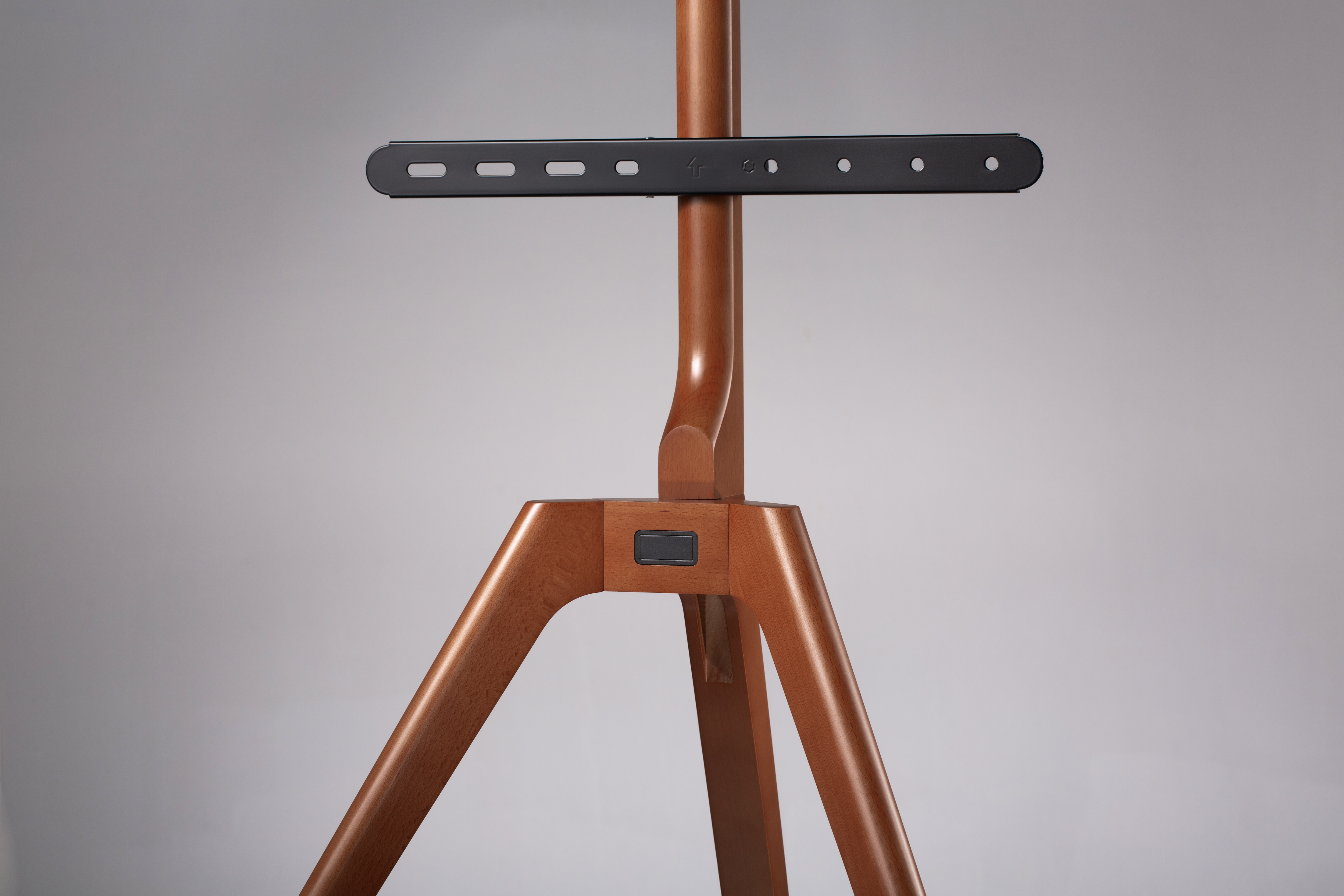 Suporte de Chão Fonestar STS-M5044 para TV de 42" a 65", Design em Madeira Nogueira/Preto-7