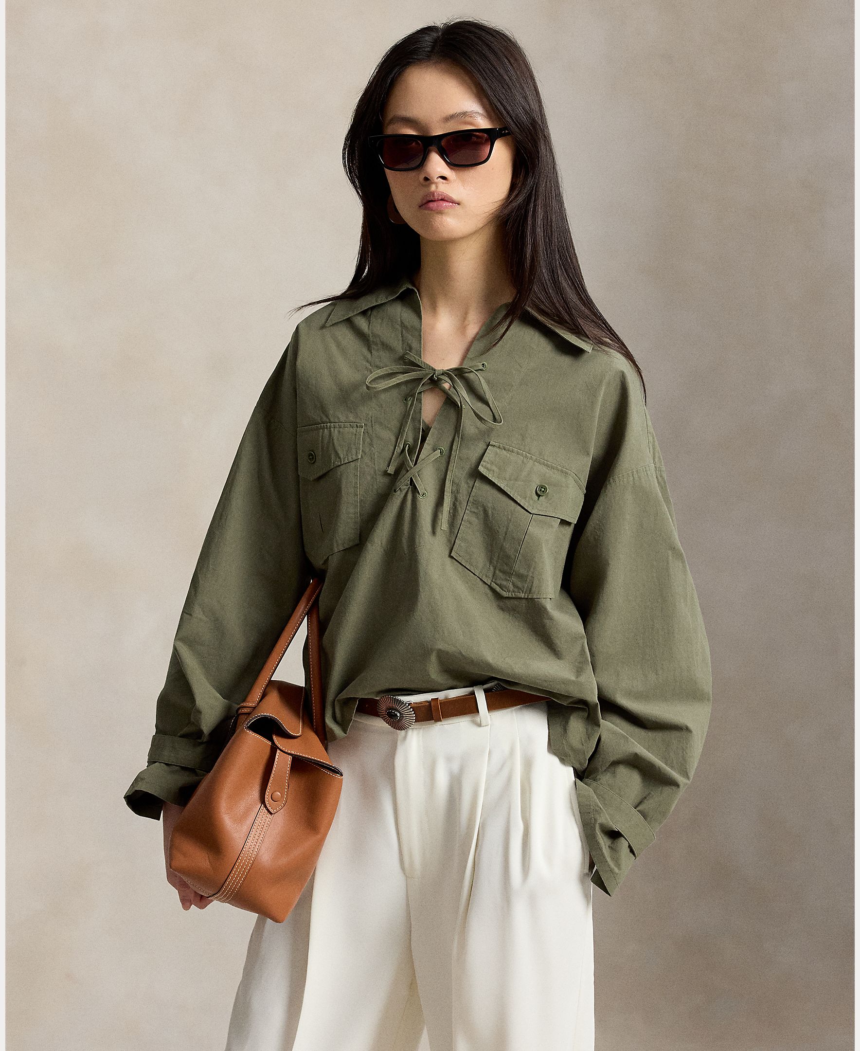 Imagem 0 de Camisa de Algodão com Bolsos de Remendo