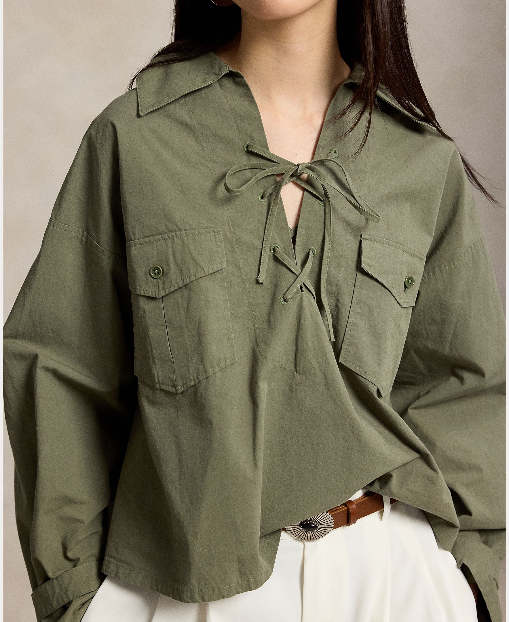 Camisa de Algodão com Bolsos de Remendo Verde-escuro-4