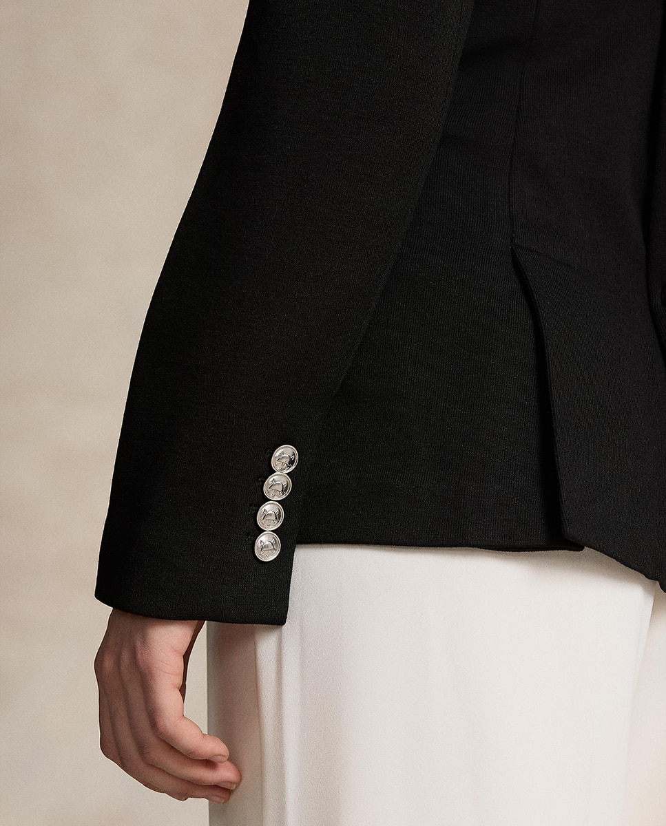 Blazer com Bolsos e Botões Preto-5