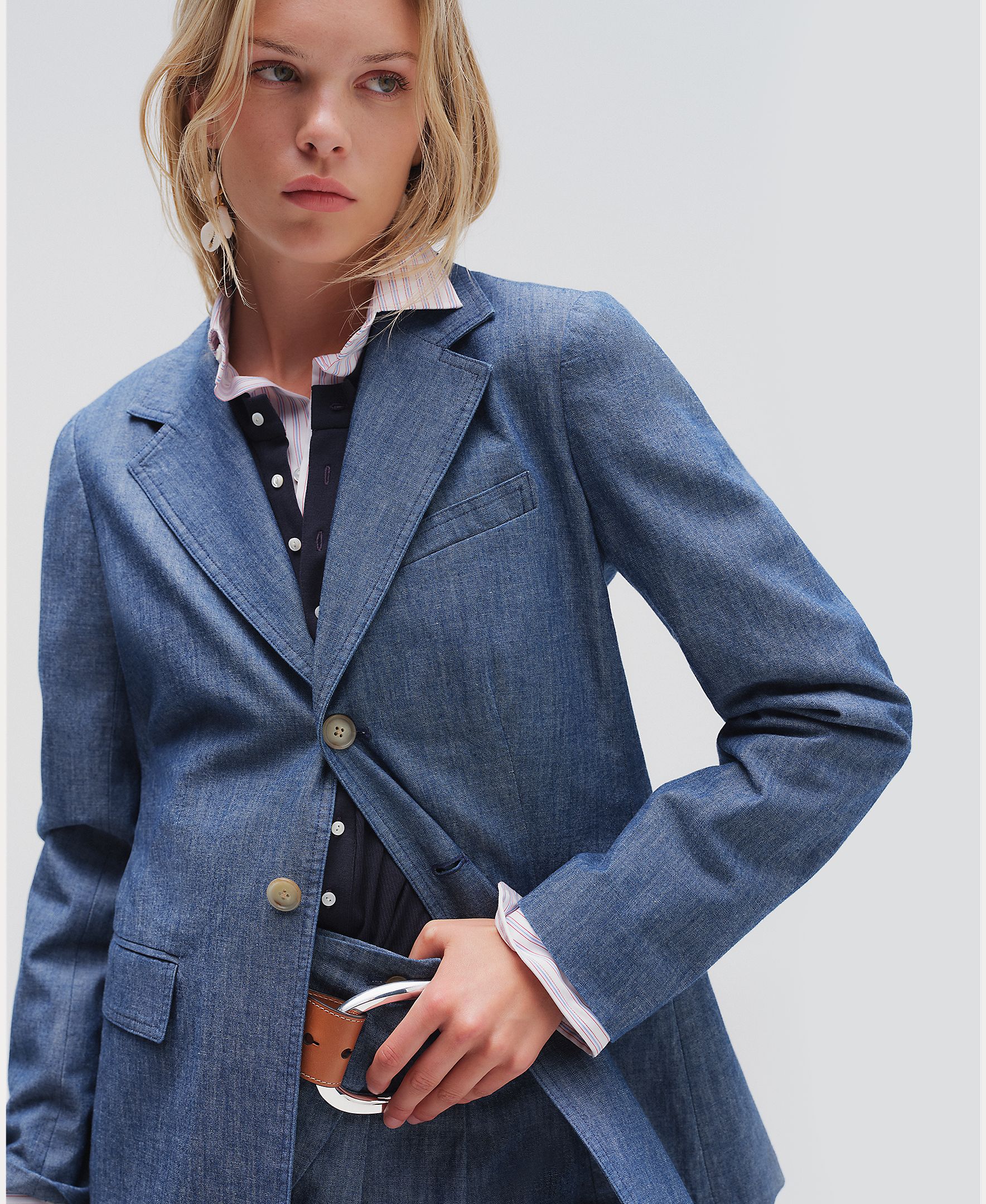 Blazer de Chambray com Abotoadura Simples Azul-índigo-4