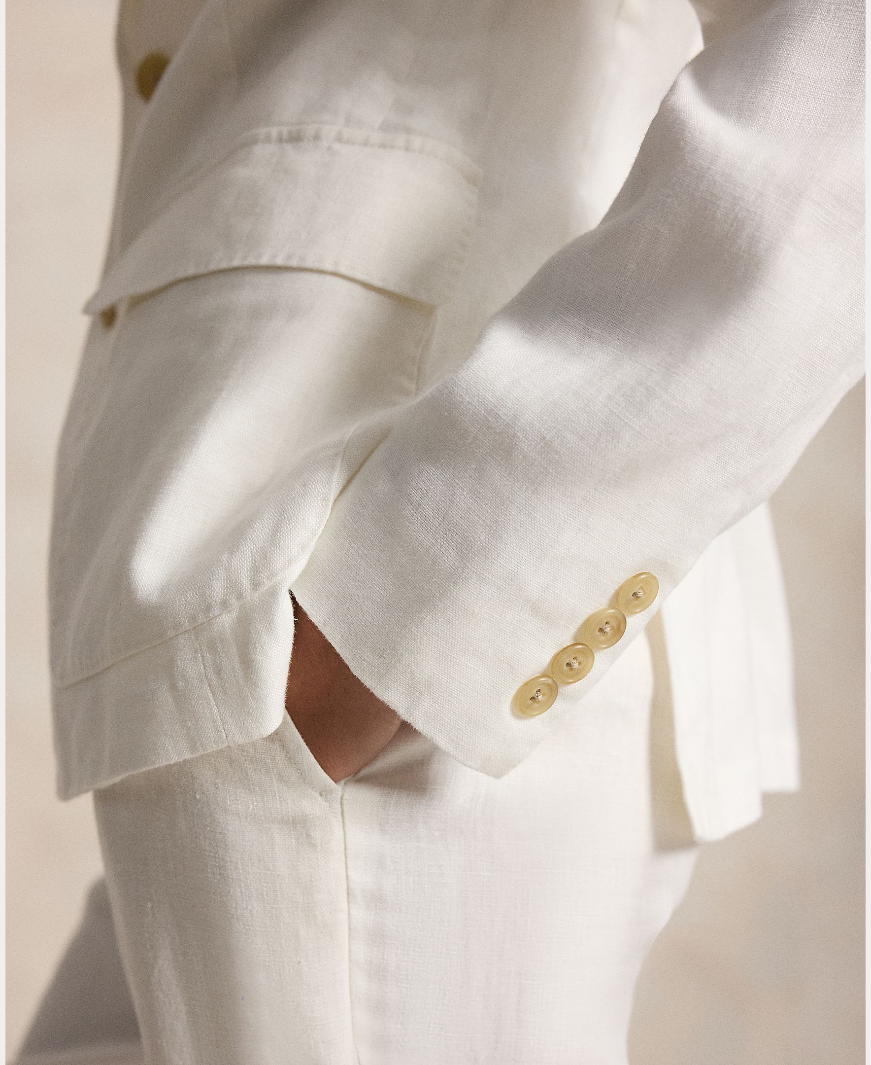 Blazer com Bolsos e em Linho Branco-marfim-6