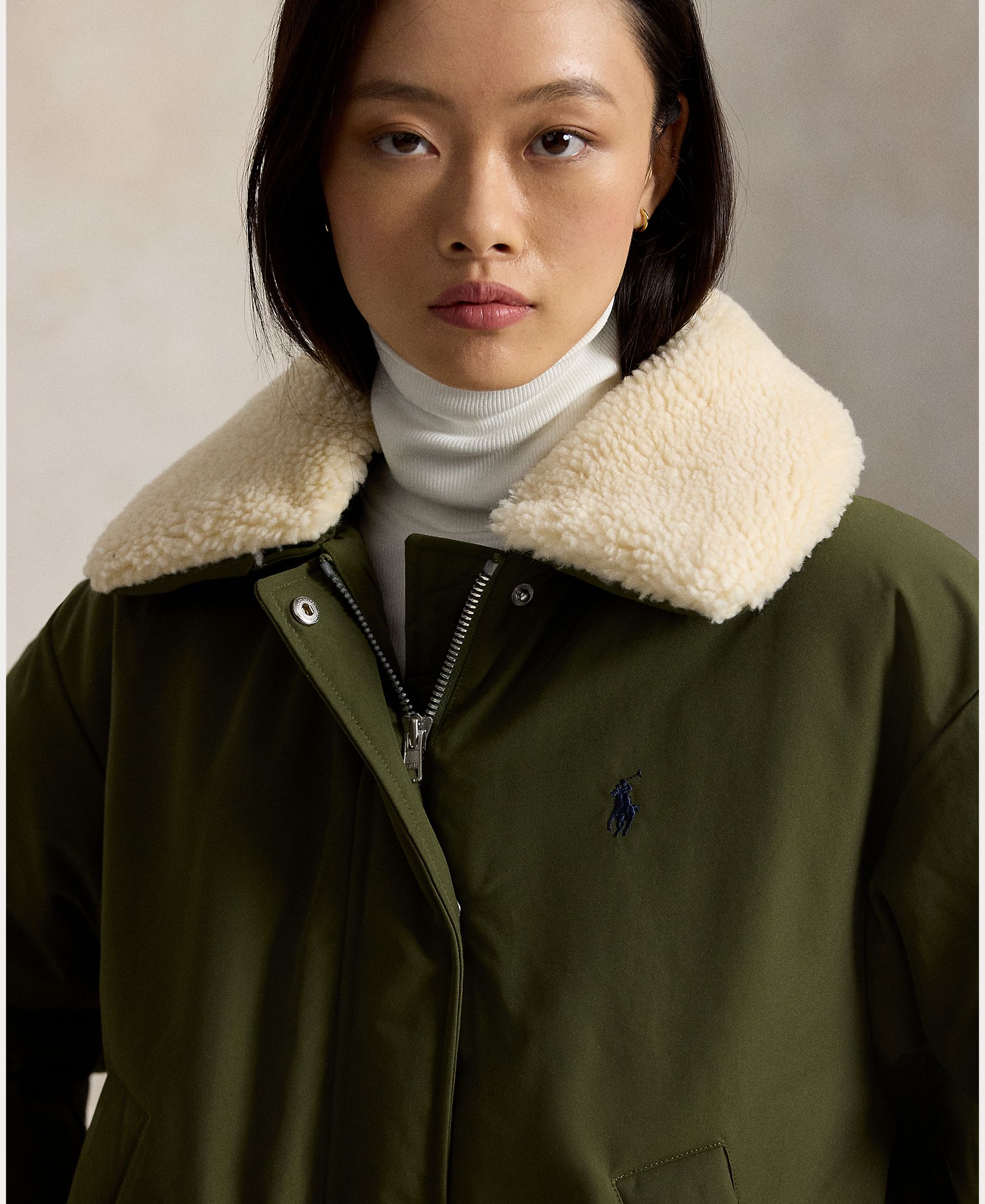 Blusão Bomber com Gola de Pelo de Borrego Verde-militar-6