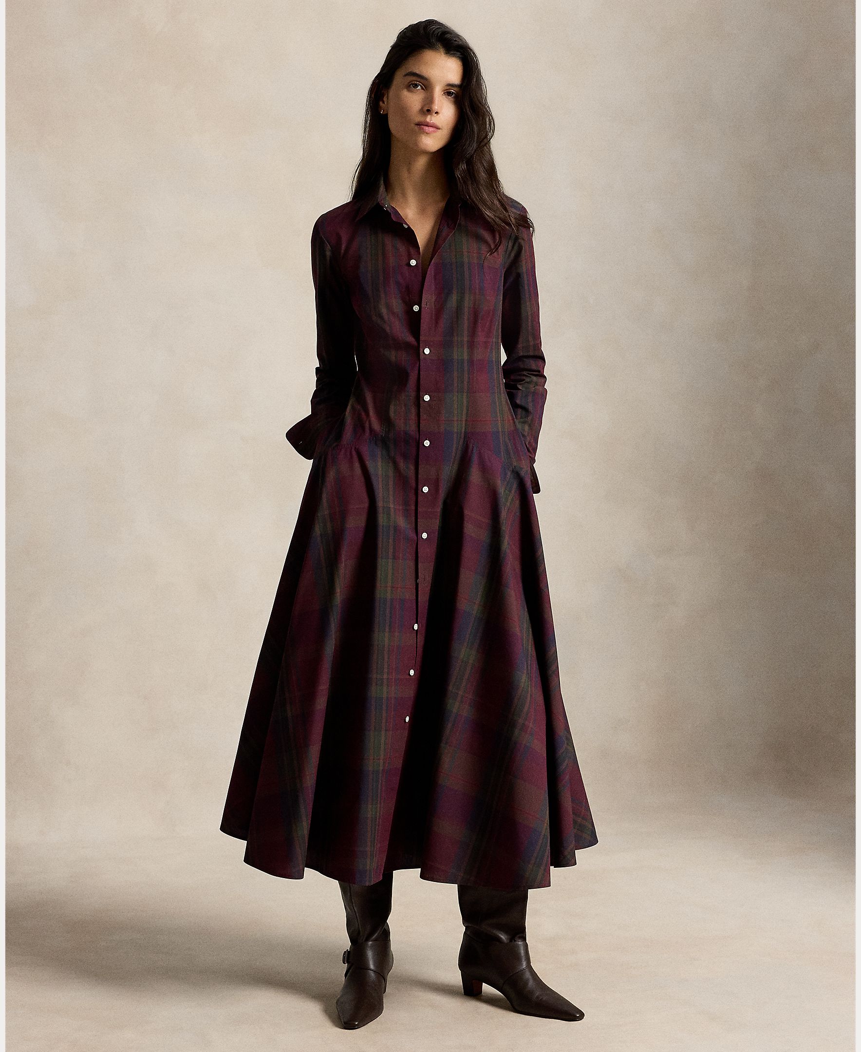 Imagem 0 de Vestido Camiseiro Midi aos Quadrados
