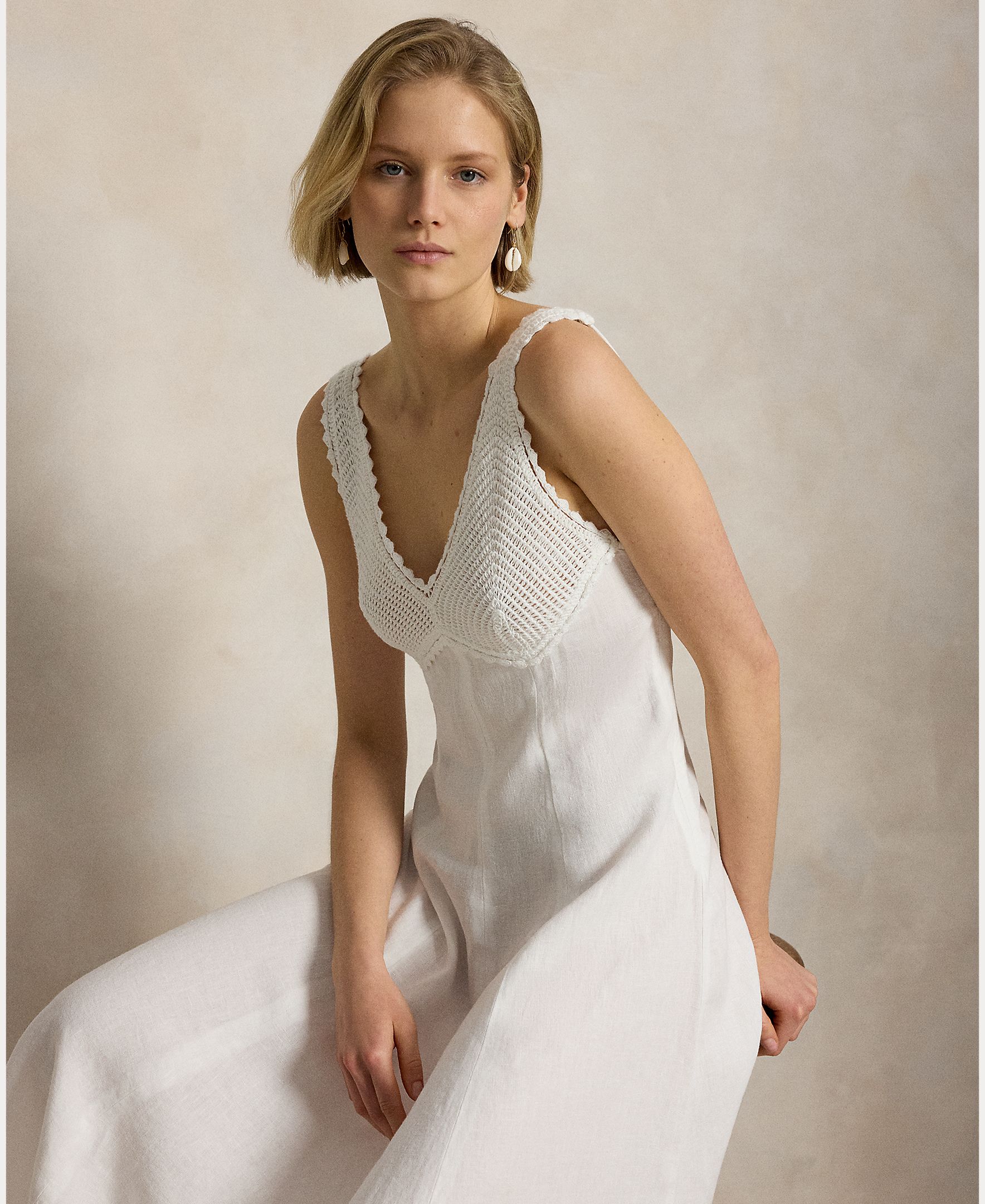 Vestido Comprido de Linho com Decote em V Branco-3