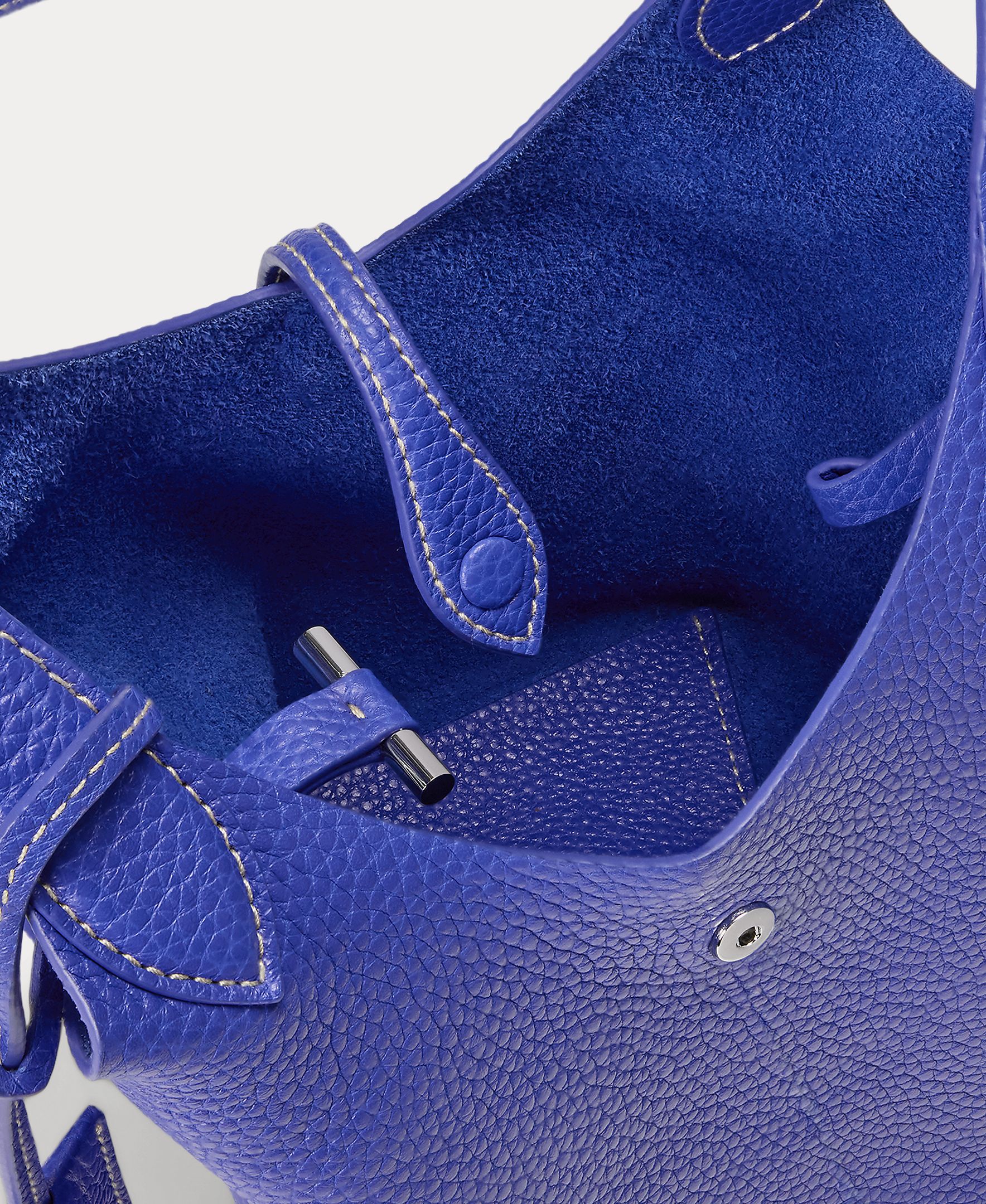 Mala a Tiracolo em Pele com o Cavalo da Marca Azul-índigo-7