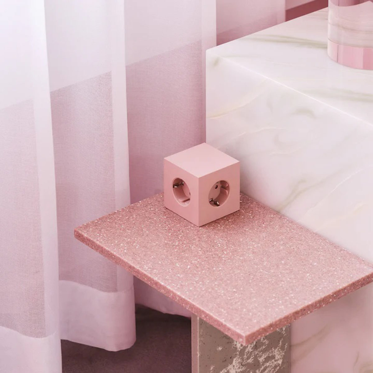 Regleta eléctrica cuadrada SQ1 con cable 1,8 m 30W Dual 3 Tomas Schuko + 2 USB-C Old Pink-3