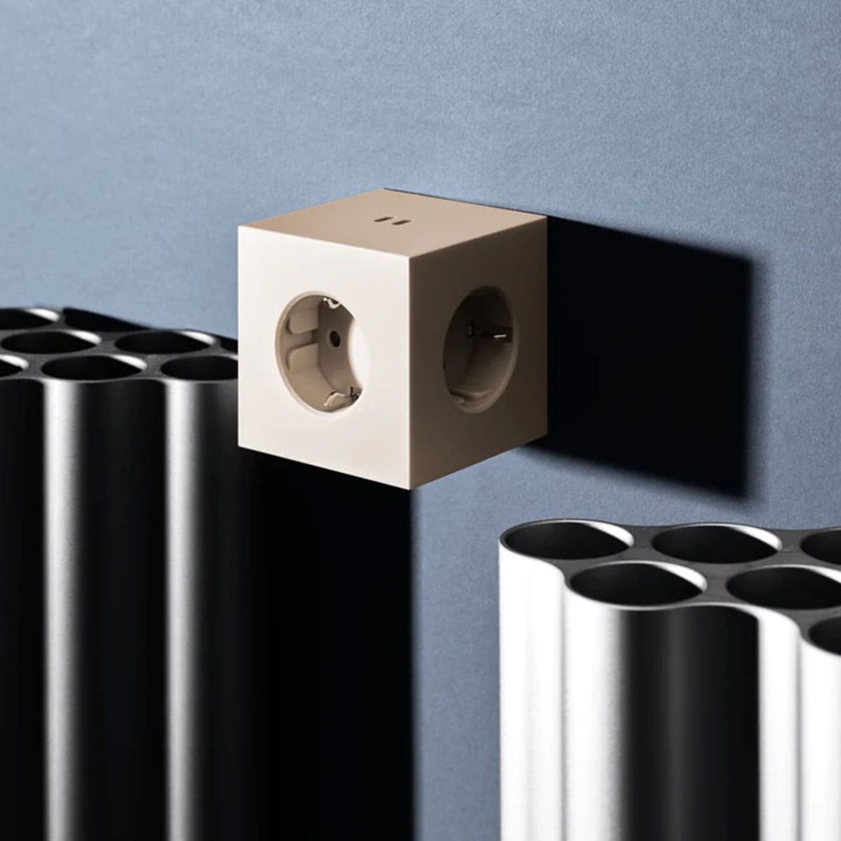 Regleta eléctrica cuadrada SQ1 a pared 30W Dual 3 Tomas Schuko + 2 USB-C Nomad Sand-5