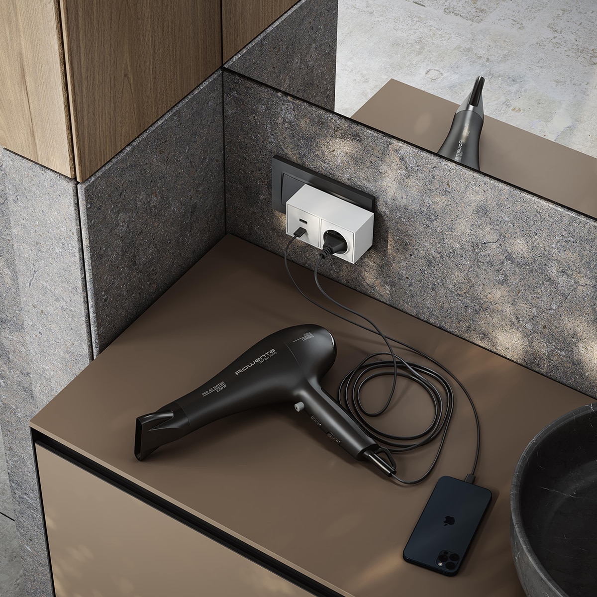 Adaptador Giratorio 180 Grados 1 Toma + USB A + USB C 30W Carga Rápida Simon Plug Blanco / Negro-5