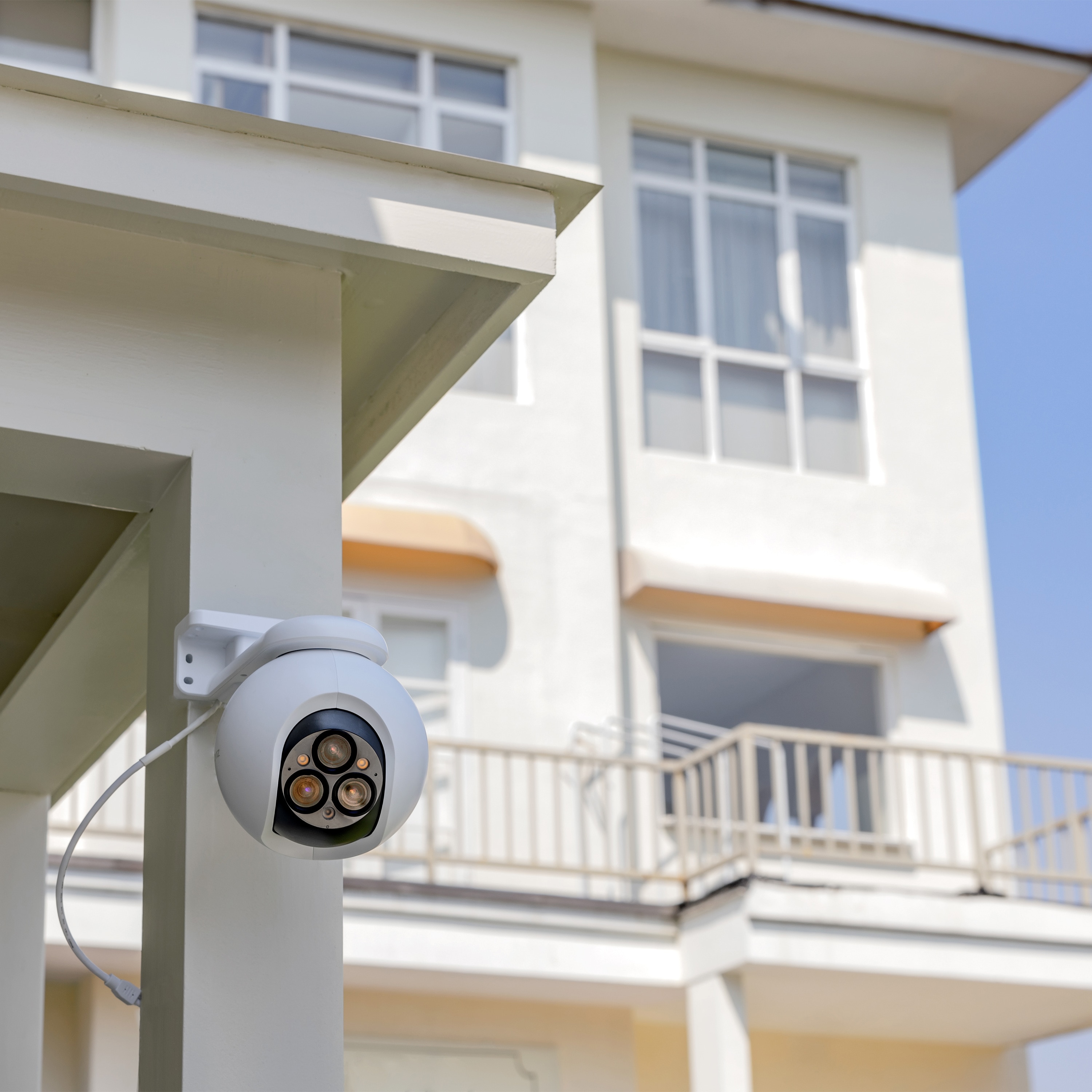 Cámara exterior Ezviz  360 H80F Blanco-11