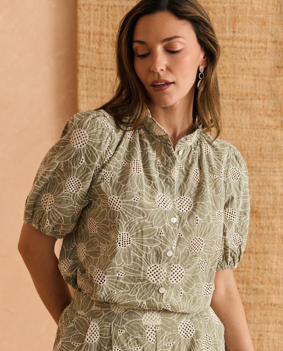 Imagem 0 de Camisa com Estampado Floral