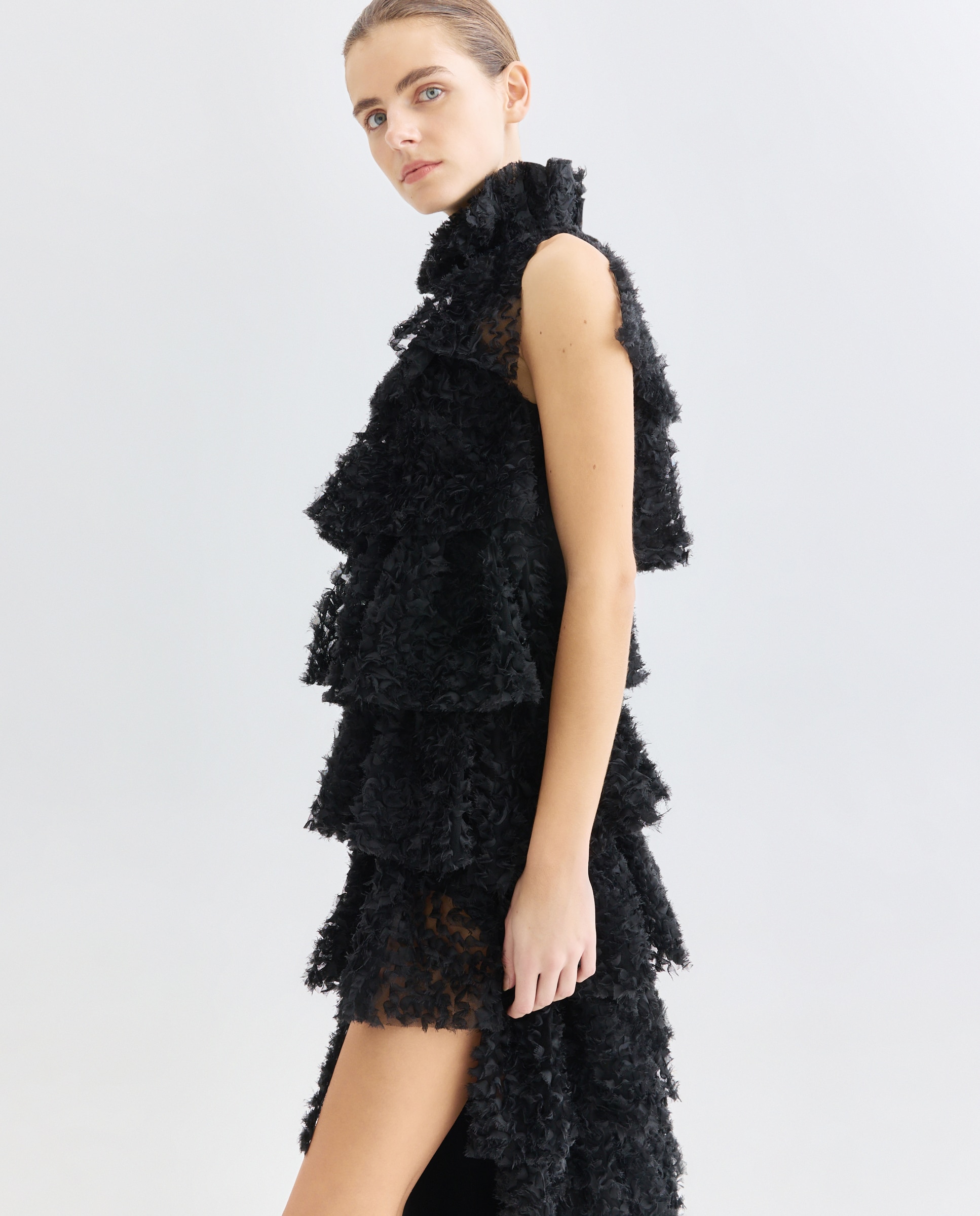 Vestido de Malha com Folhos Preto-2