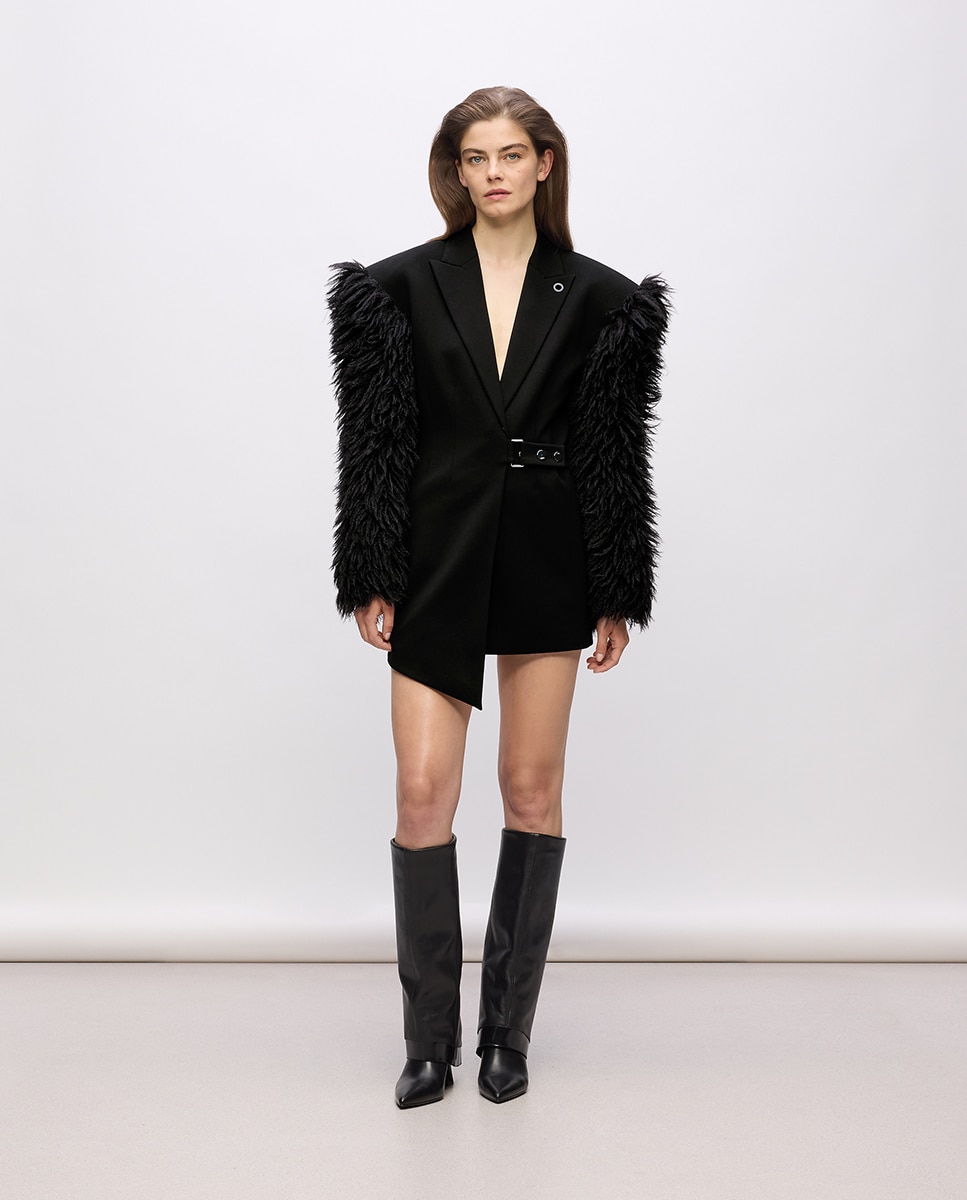 Imagem 0 de Vestido Tipo Blazer