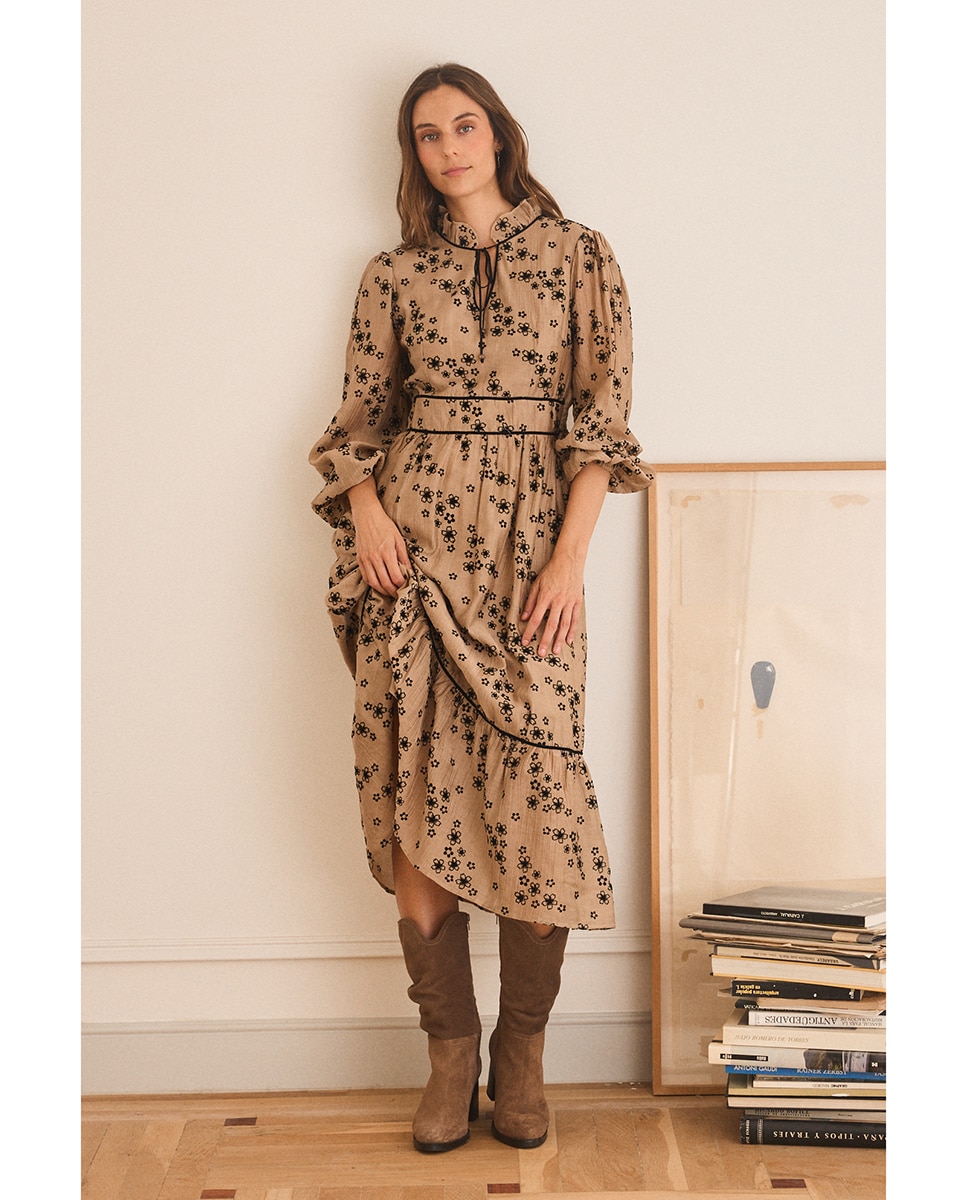 Imagem 0 de Vestido curto estampado