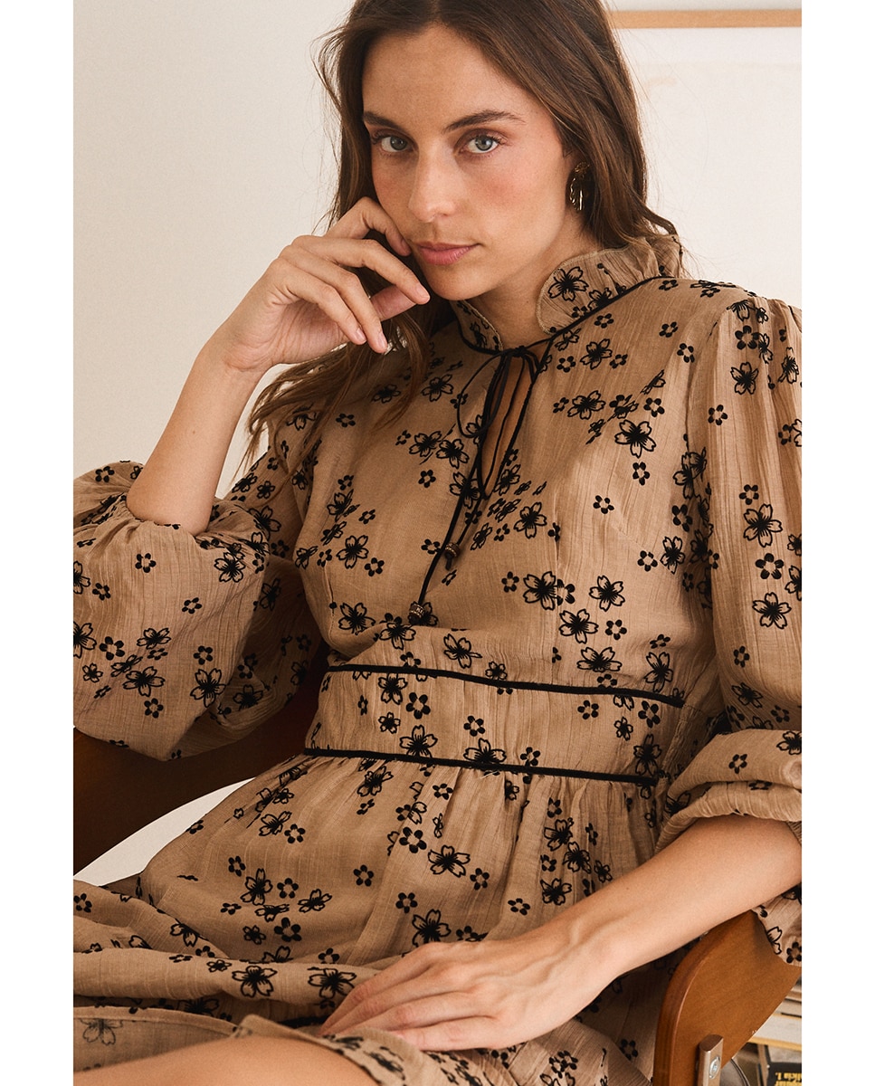Vestido curto estampado Bege-4