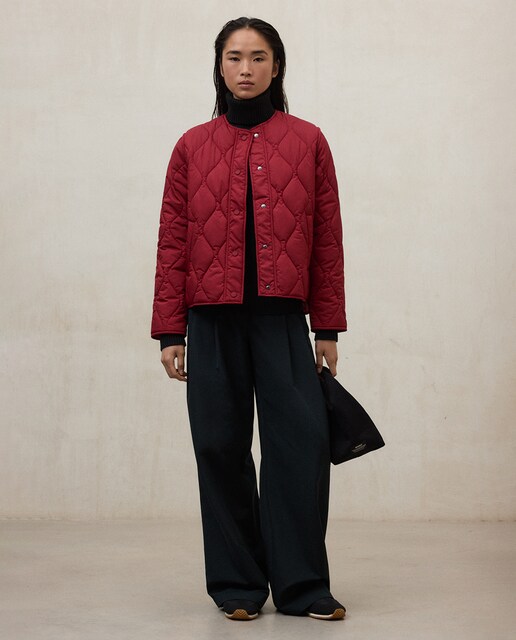 Imagem 0 de Sobretudo Acolchoado com Fecho de Botões e Bolsos Laterais