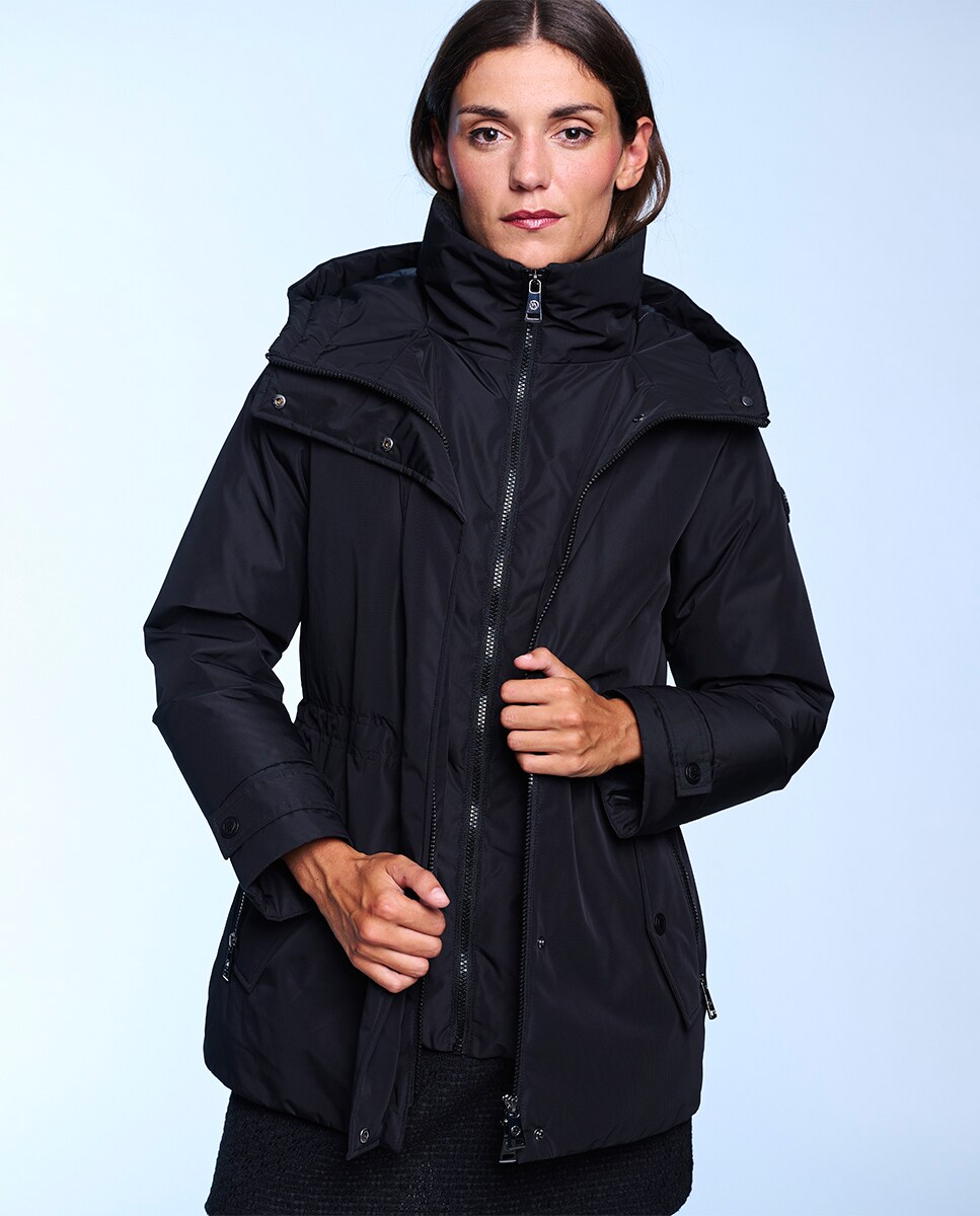 Parka com Capuz Desmontável. Preto-1