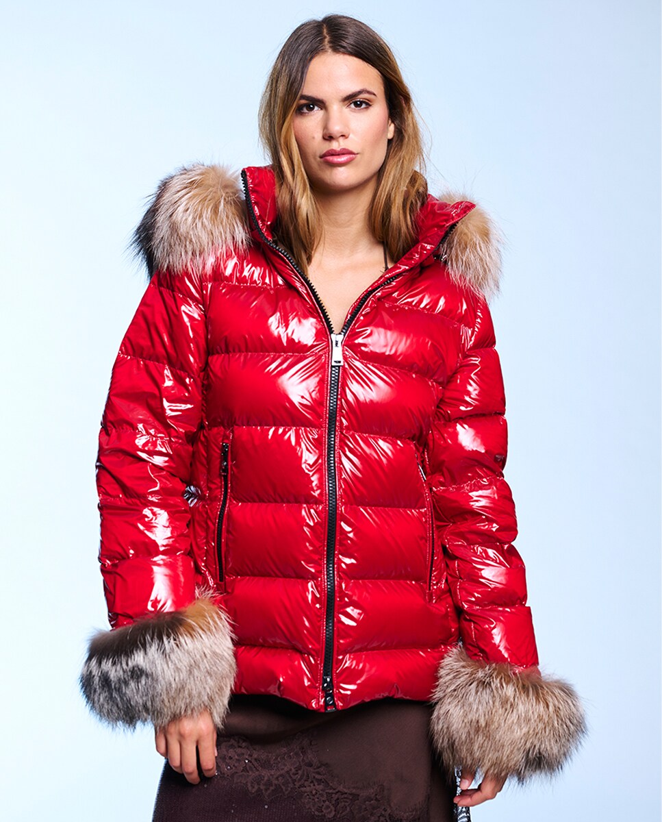 Blusão Acolchoado Cintado com Capuz e Punhos Desmontáveis Vermelho-1