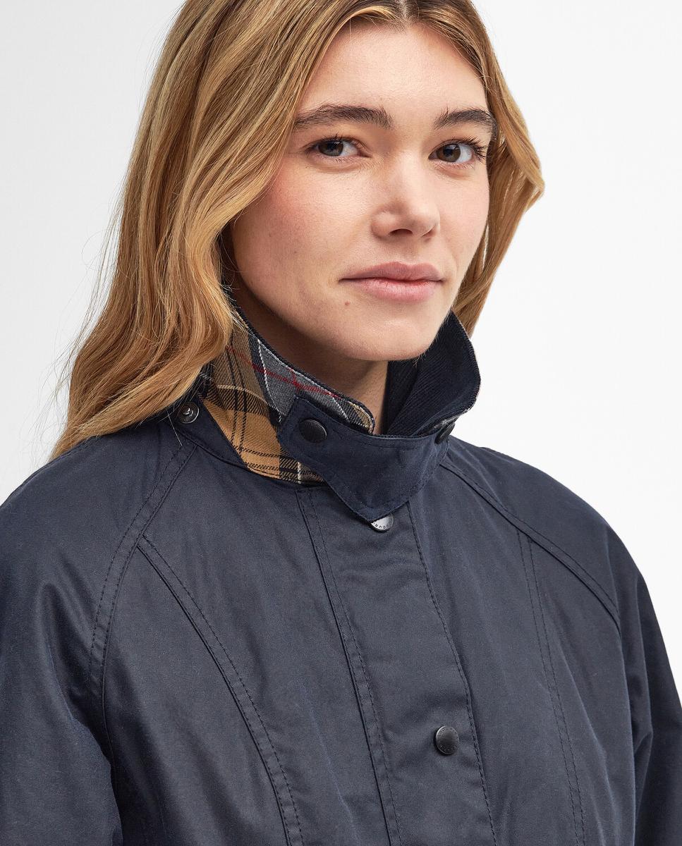 Chaqueta encerada con bolsillos calientamanos en el pecho y bolsillos de parche inferiores - Barbour - Azul marino Azul marino-4