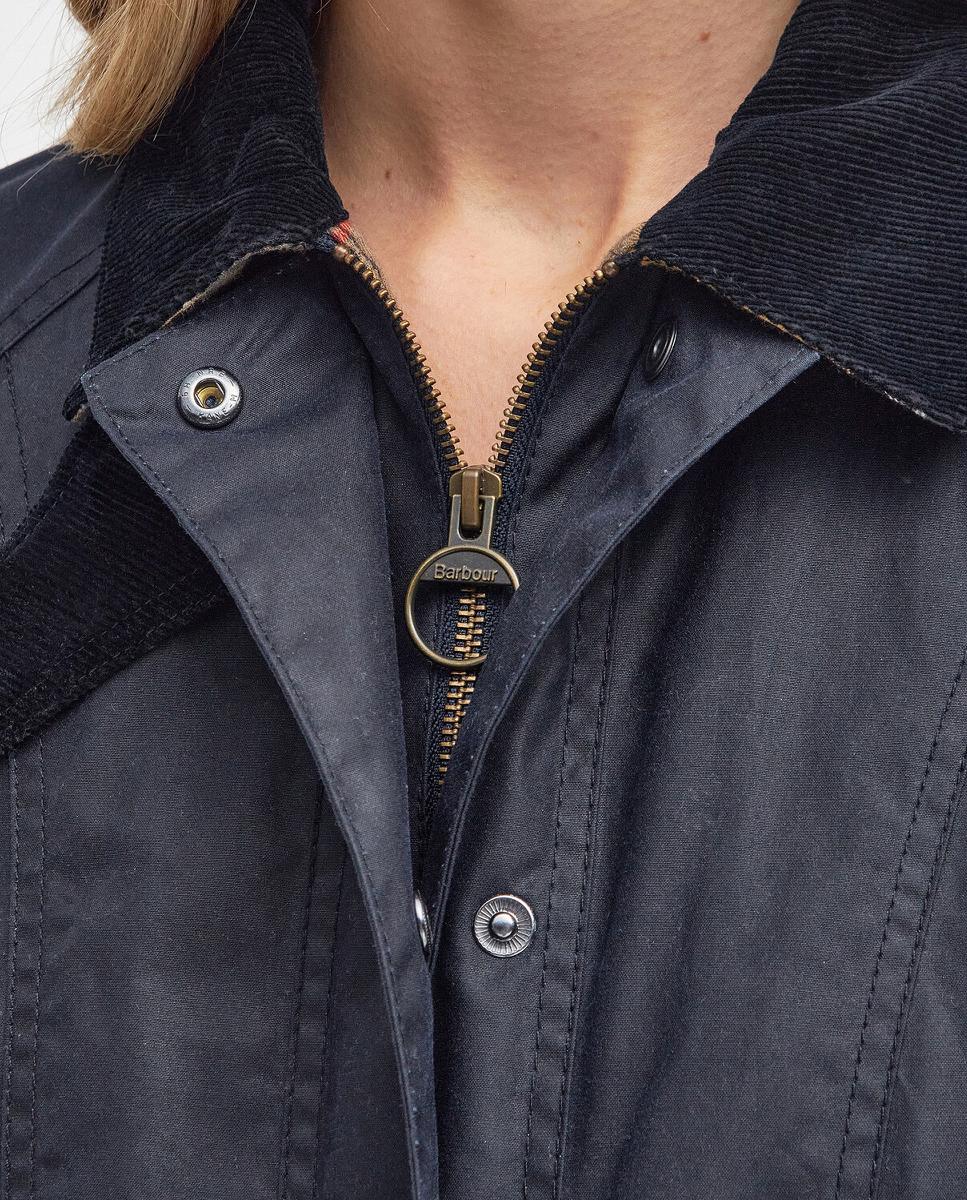 Chaqueta encerada con bolsillos calientamanos en el pecho y bolsillos de parche inferiores - Barbour - Azul marino Azul marino-6
