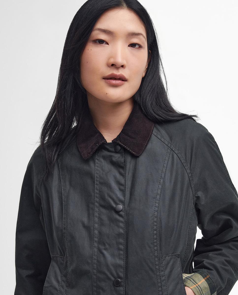Chaqueta encerada con bolsillos calientamanos en el pecho y bolsillos de parche inferiores - Barbour - Verde Verde-3