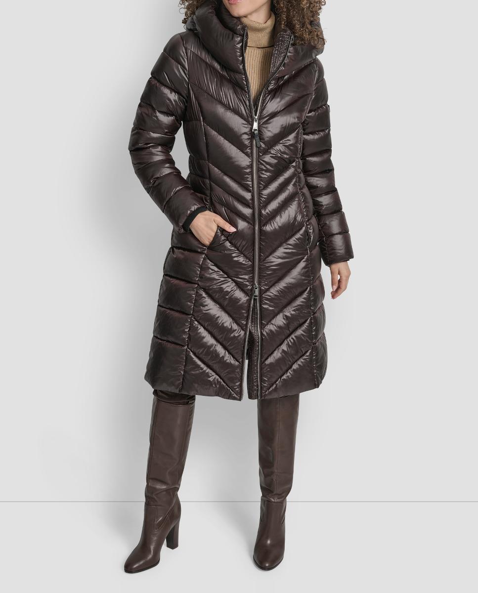 Blusão Acolchoado Comprido de Acabamento Ciré com Fecho de Correr Castanho-escuro-3