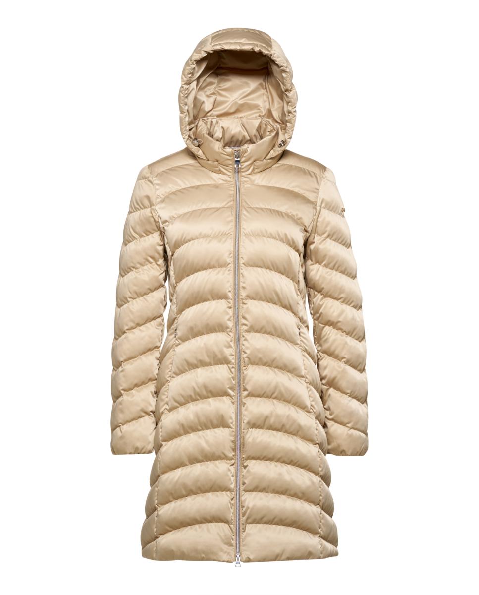 Imagen 1 de Chaqueta larga de señora con tejido satinado y capucha desmontable Beige