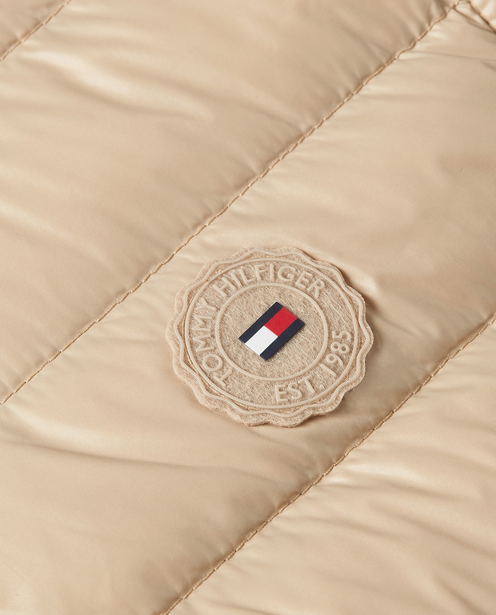 Colete Acolchoado com Fecho de Correr Bege-7