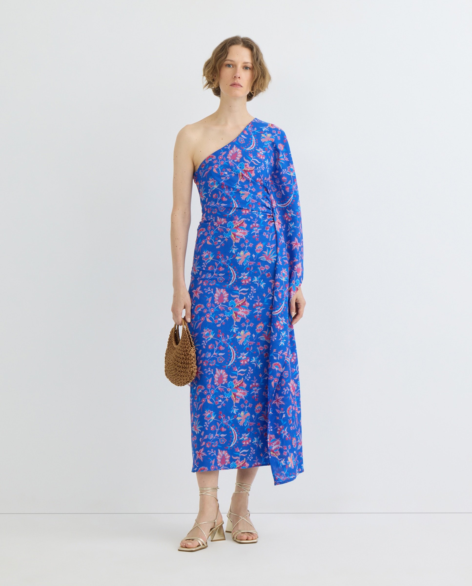 Imagem 0 de Vestido midi assimétrico