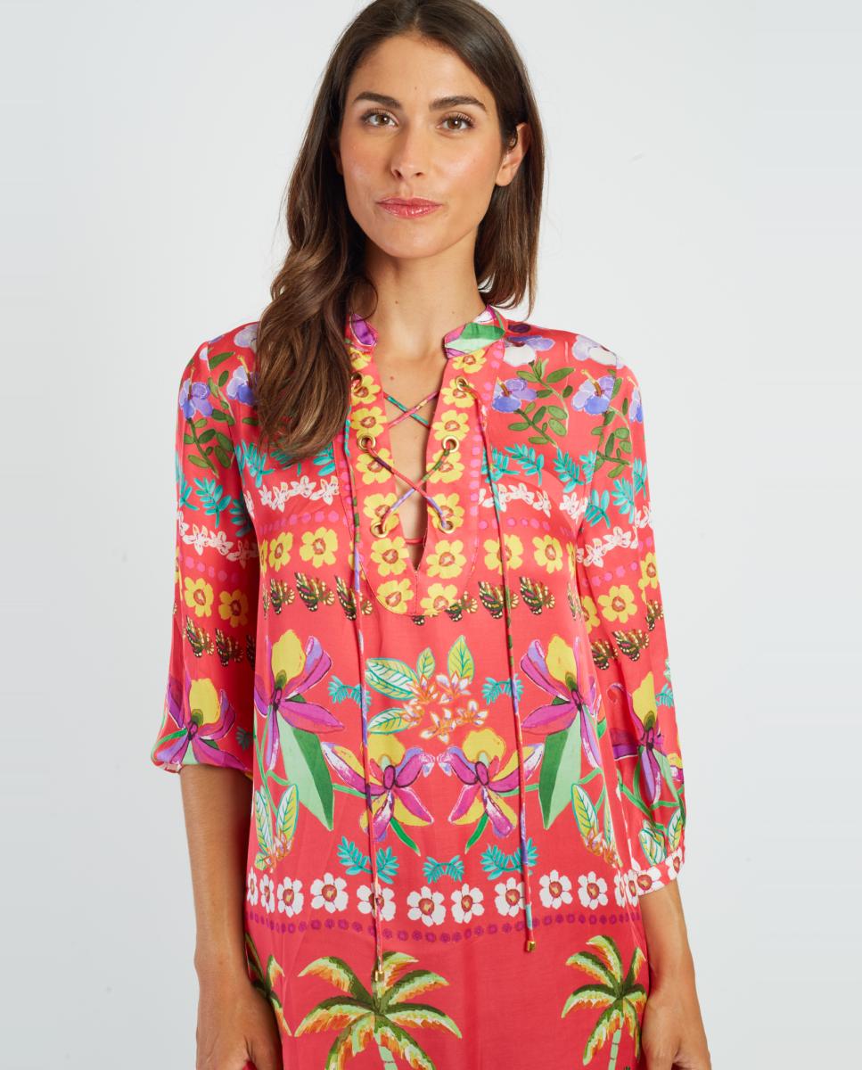 Vestido Curto Regular com Manga 3/4 e Decote em Bico Coral-2