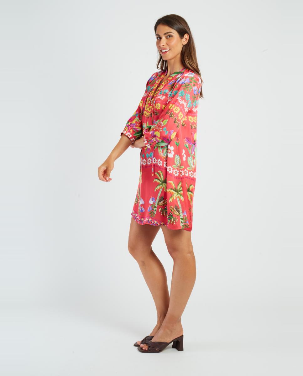 Vestido Curto Regular com Manga 3/4 e Decote em Bico Coral-3