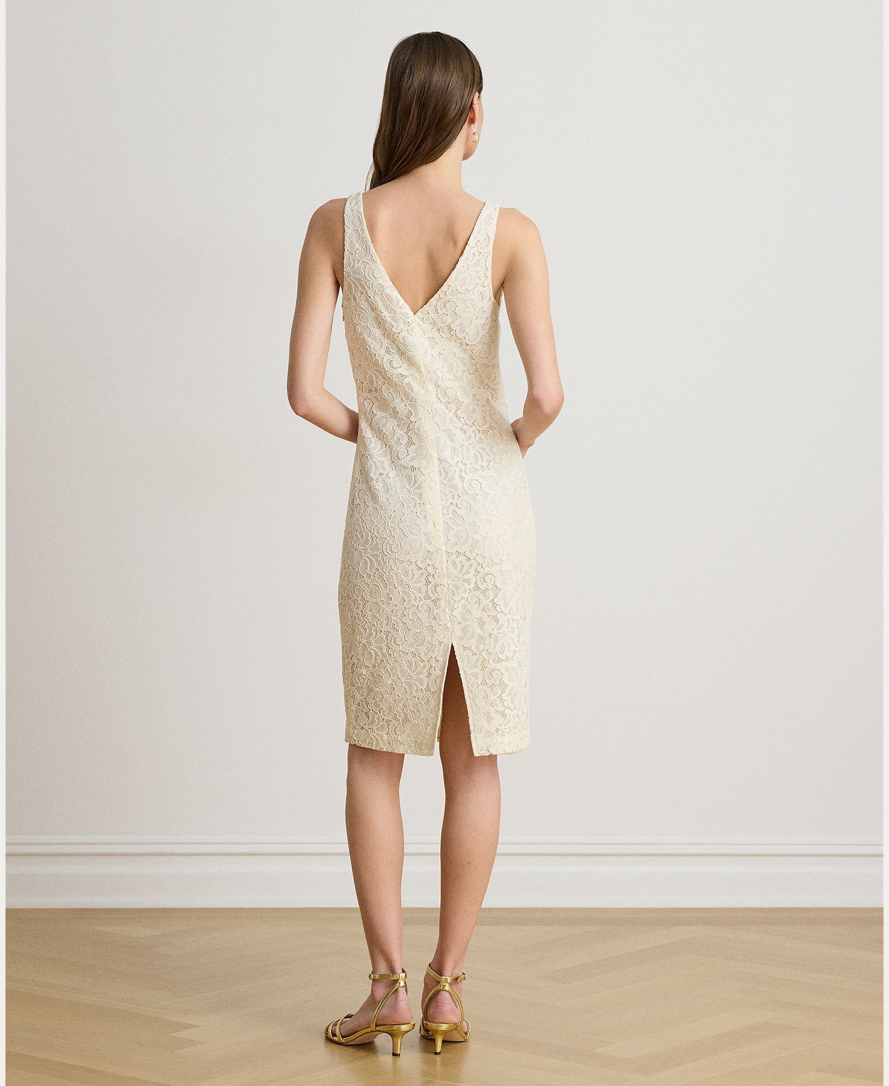 Vestido de Cocktail Curto sem Mangas Creme-4