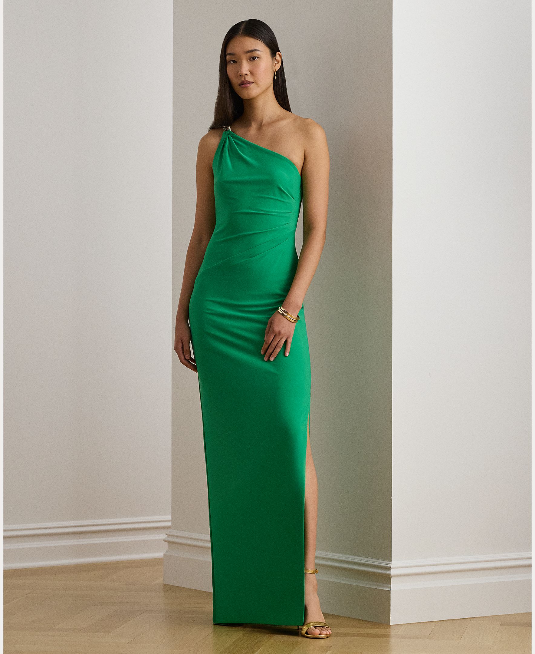 Imagem 0 de Vestido comprido assimétrico