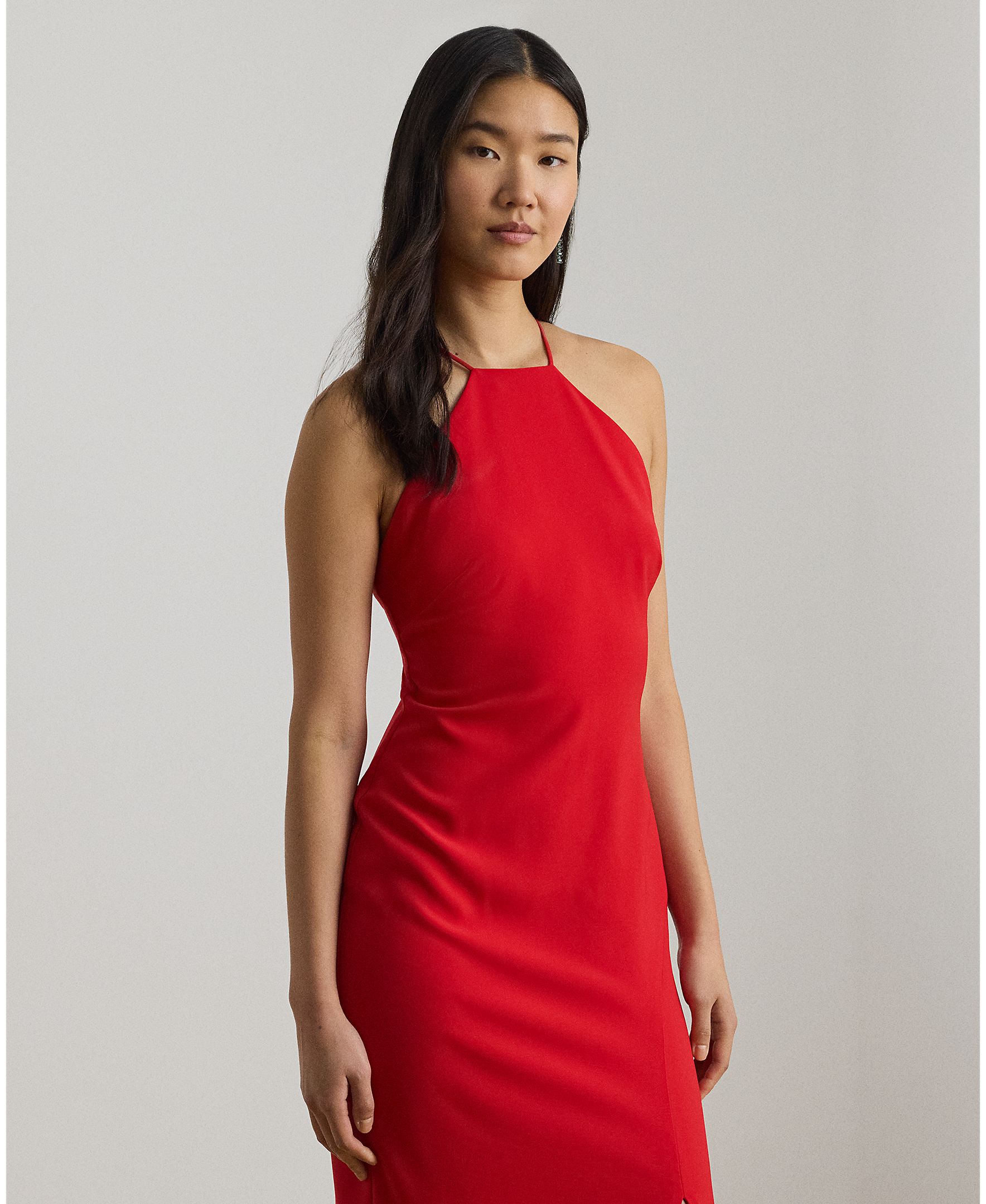 Vestido Comprido com Gola Halter e Abertura Lateral Vermelho-3